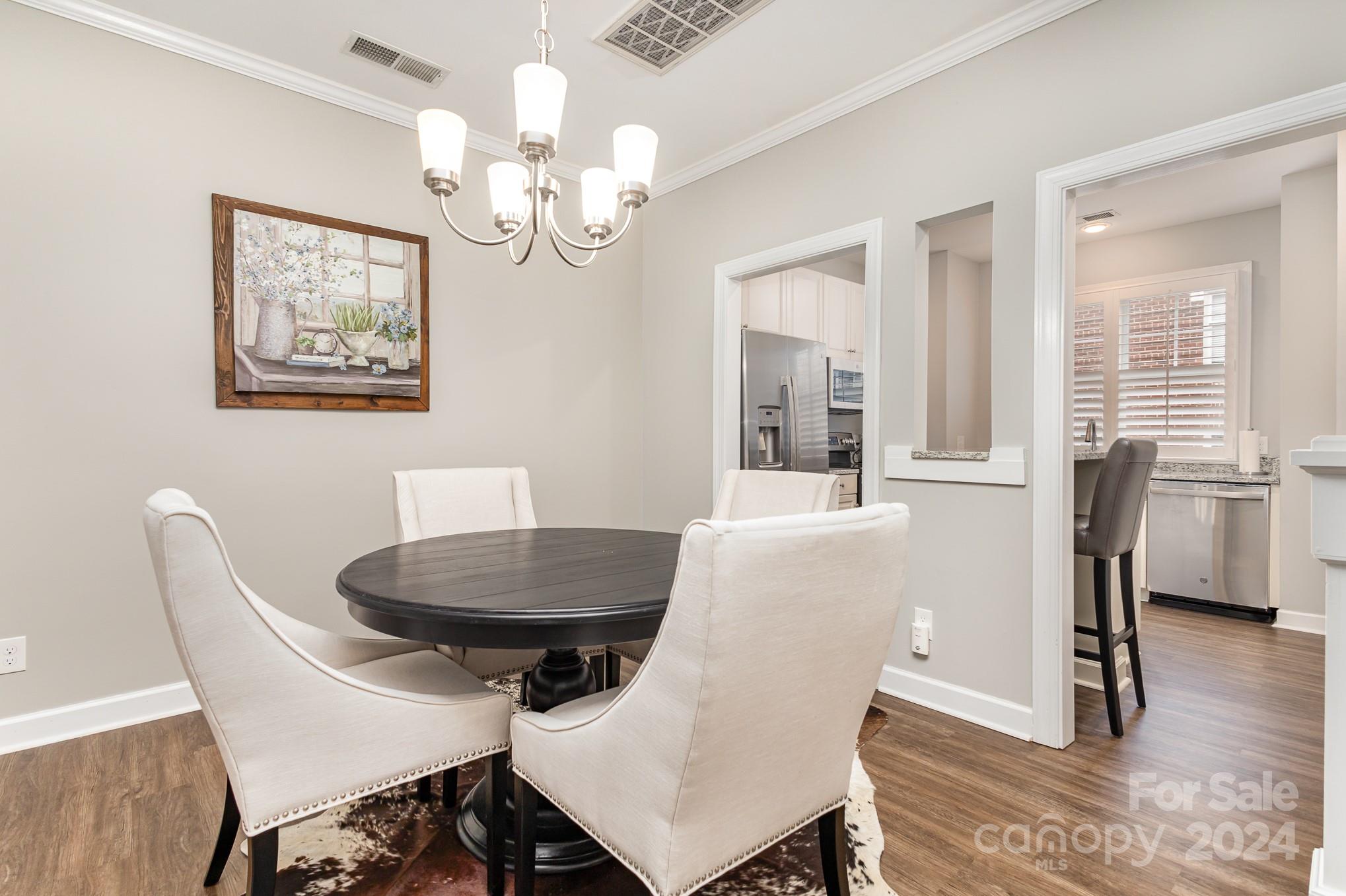 4939 South Hill View Drive