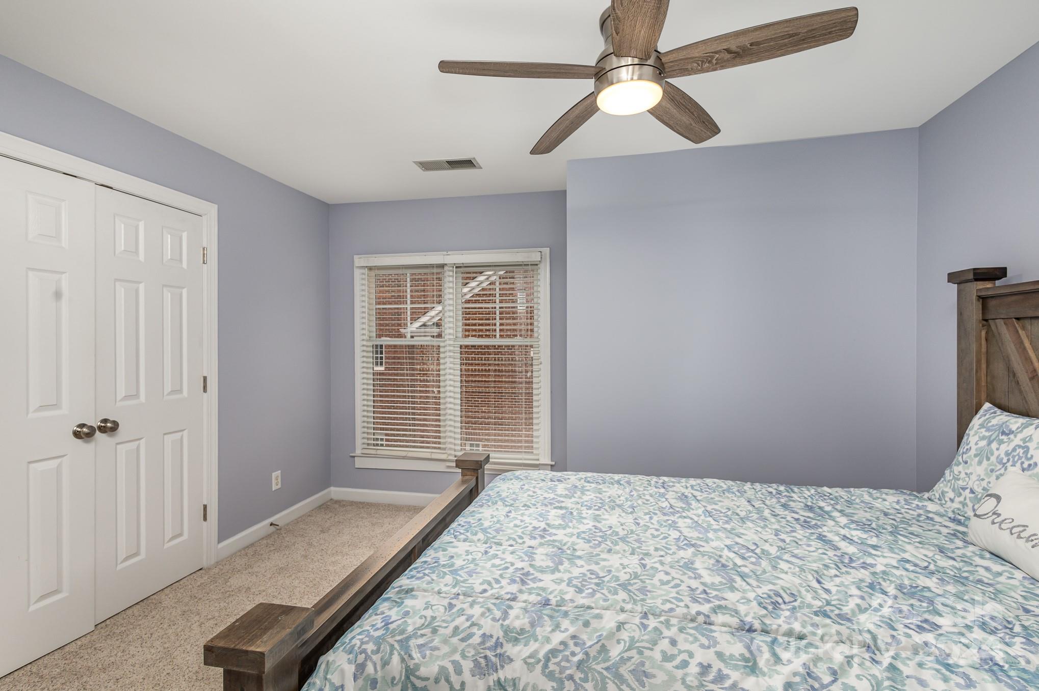 4939 South Hill View Drive