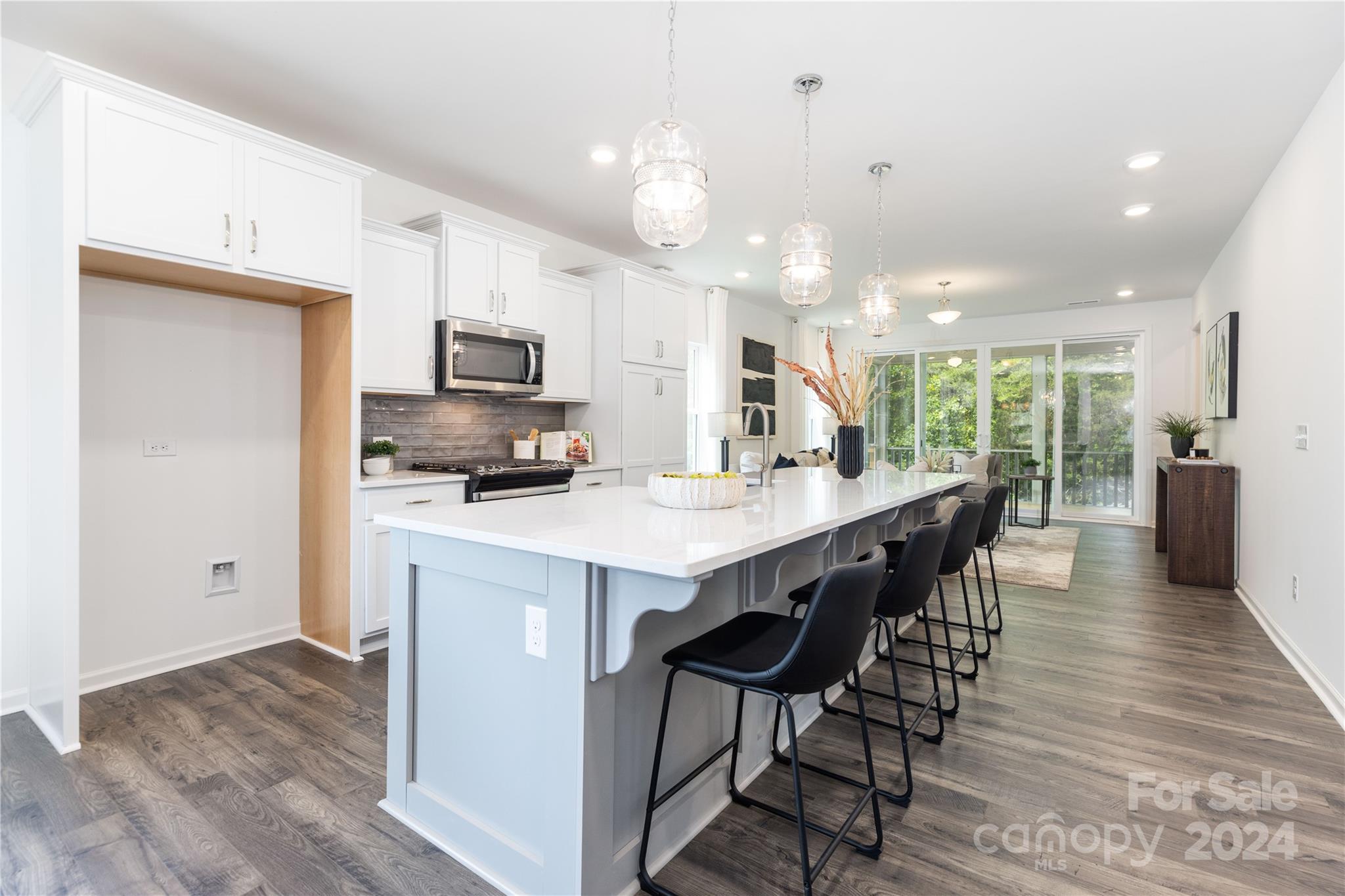 24550 Blue Heron Circle Unit: 400