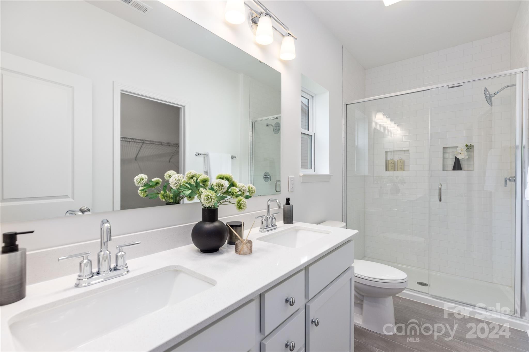 24550 Blue Heron Circle Unit: 400