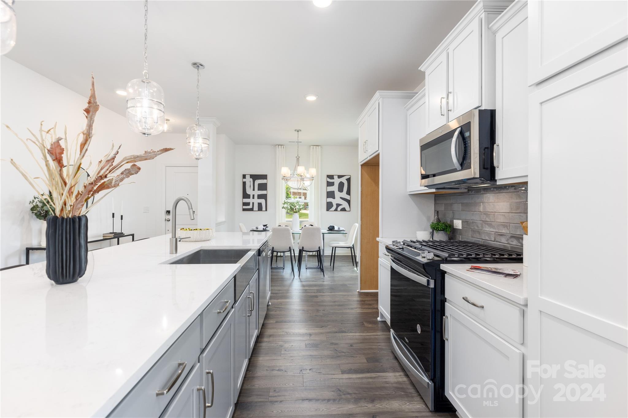 24550 Blue Heron Circle Unit: 400