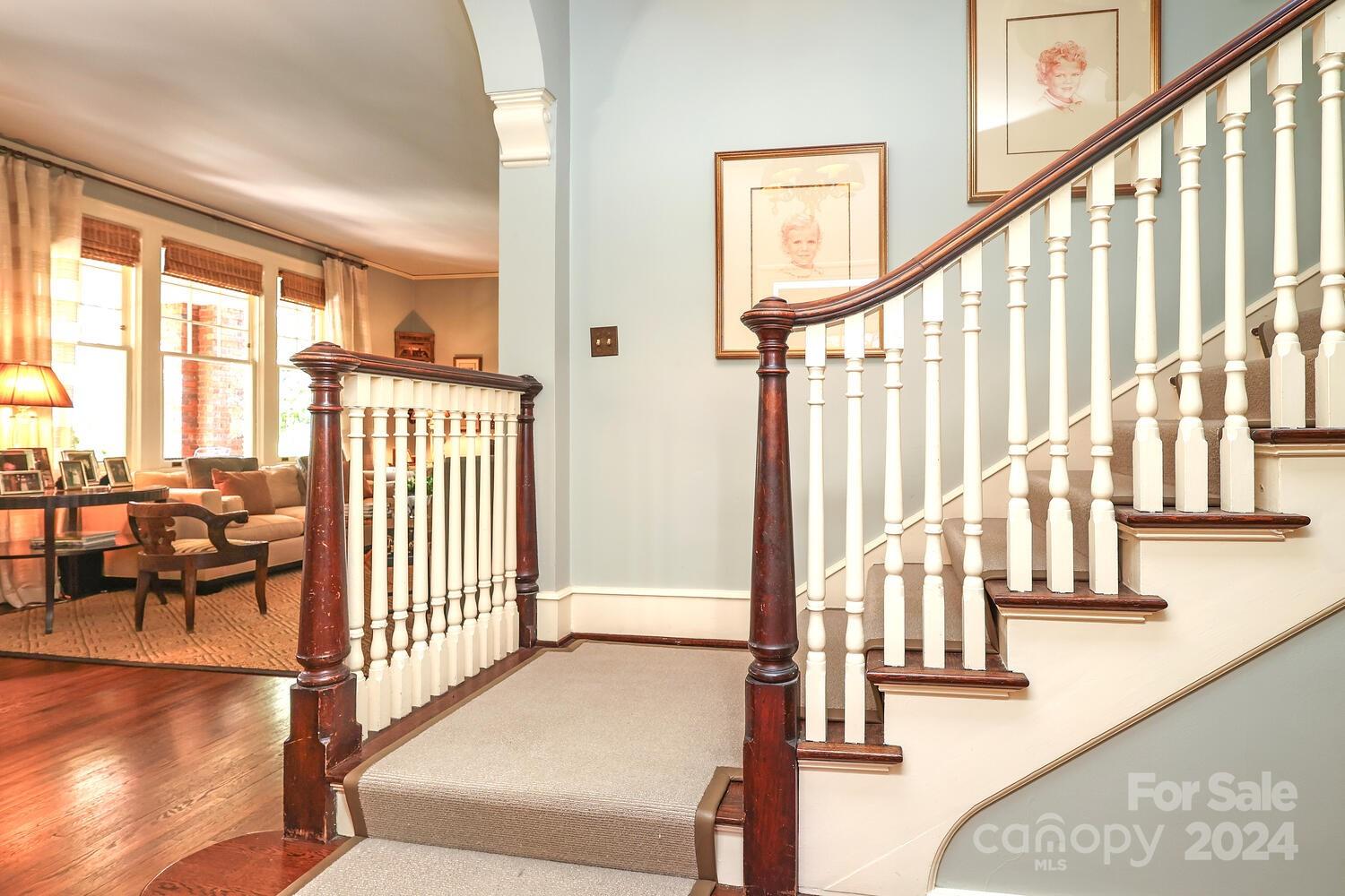 620 Hermitage Court