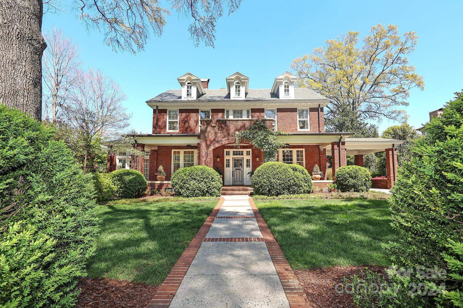 620 Hermitage Court