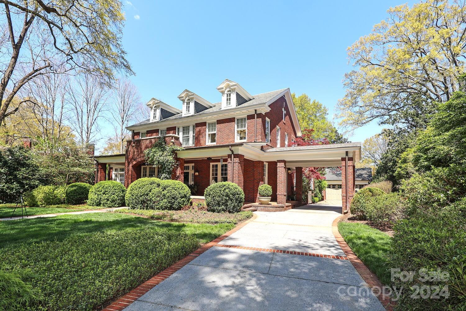 620 Hermitage Court