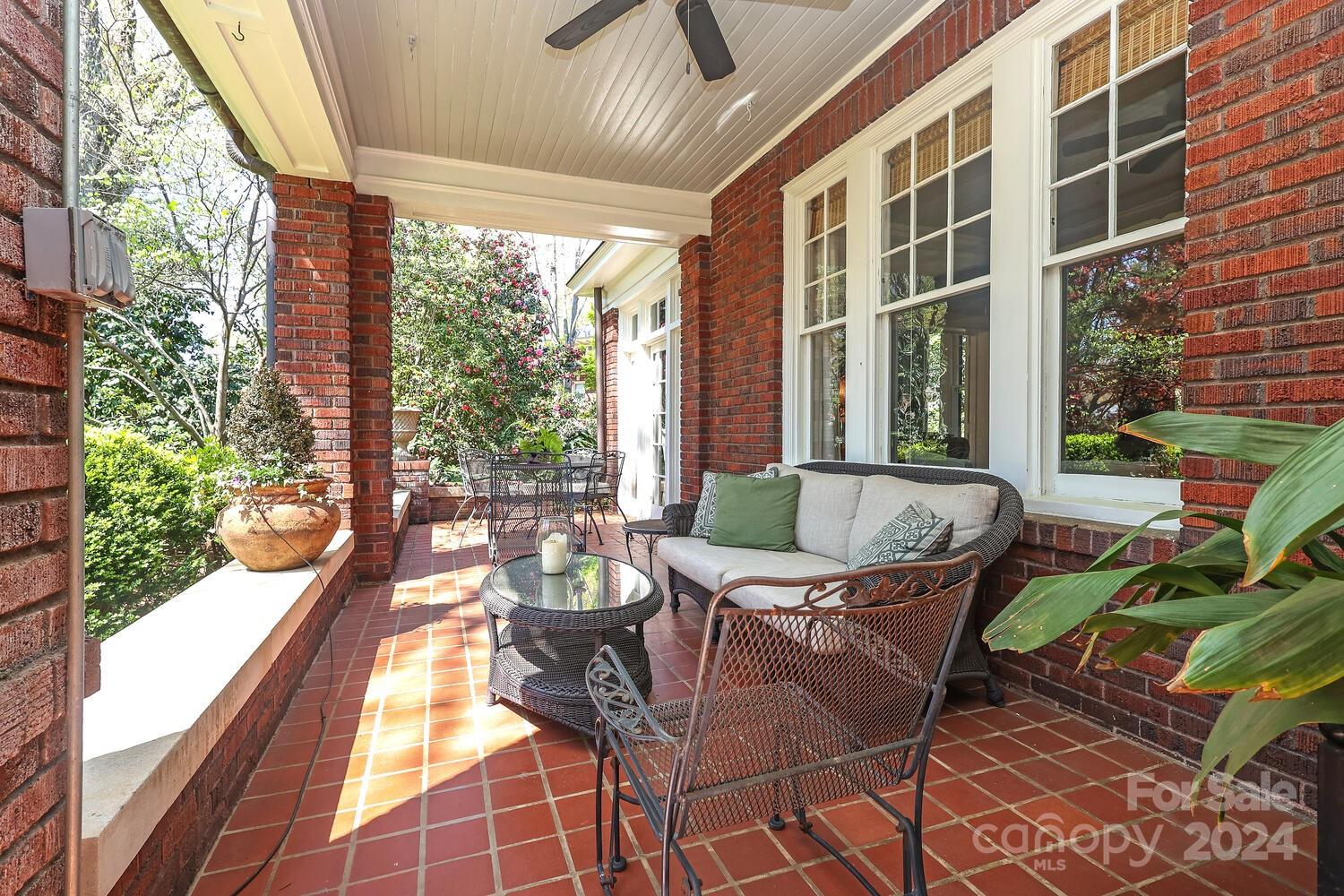 620 Hermitage Court
