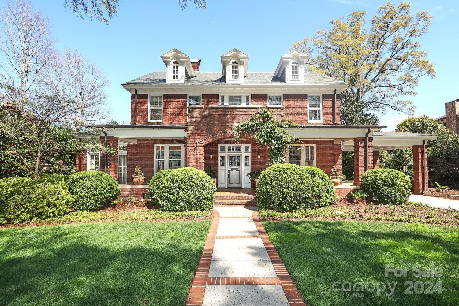 620 Hermitage Court