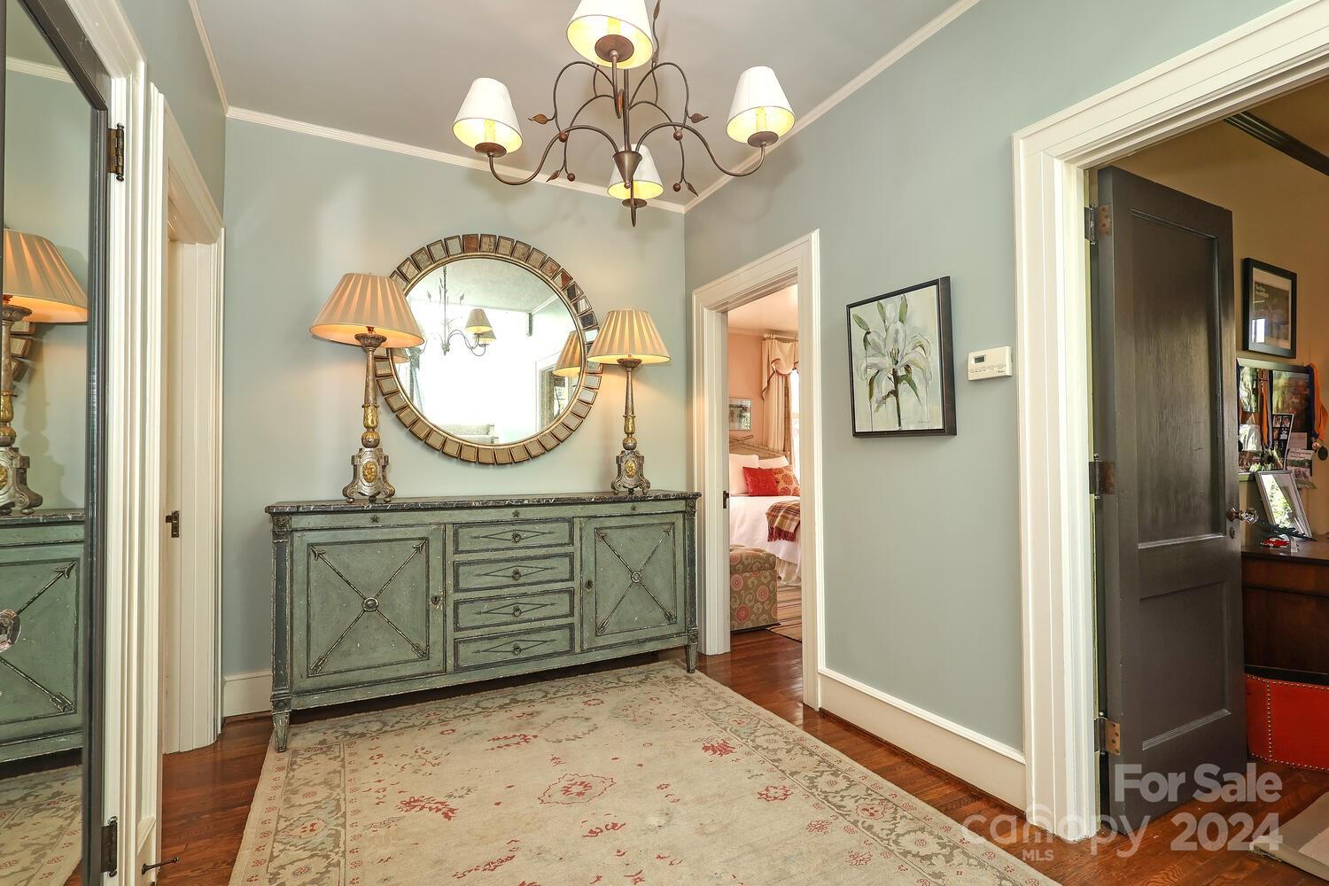 620 Hermitage Court