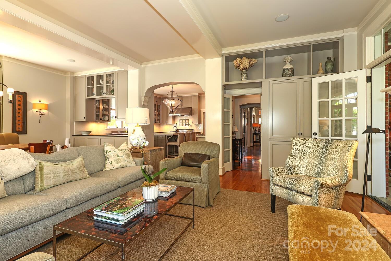620 Hermitage Court
