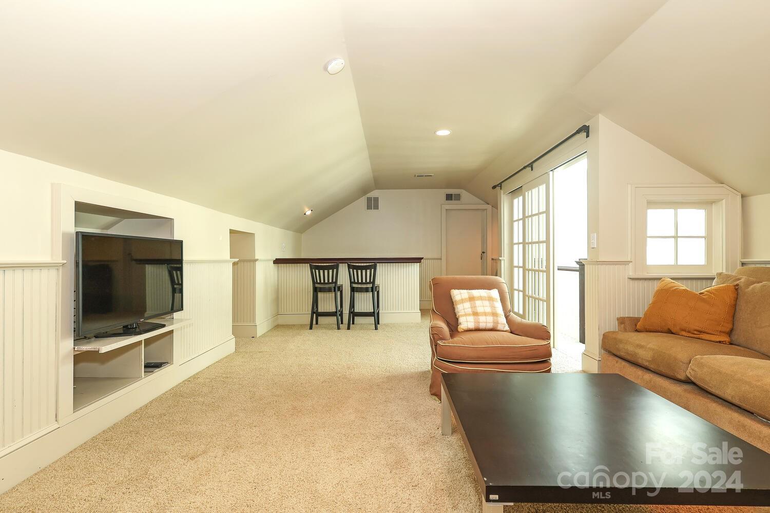620 Hermitage Court