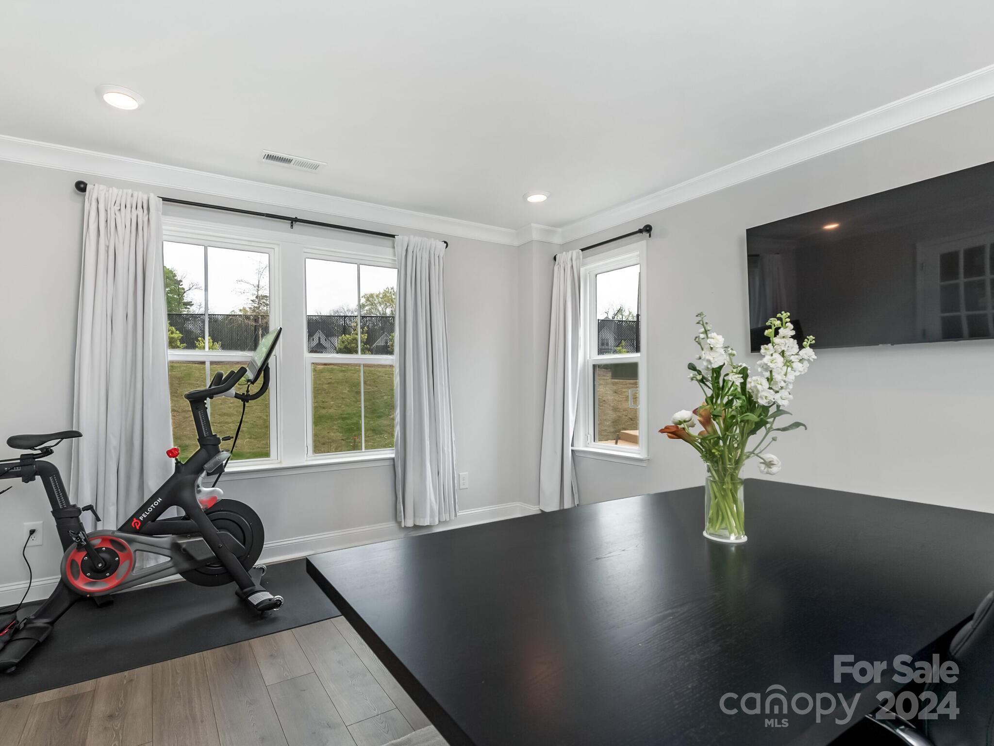4004 Hidden Oaks Drive