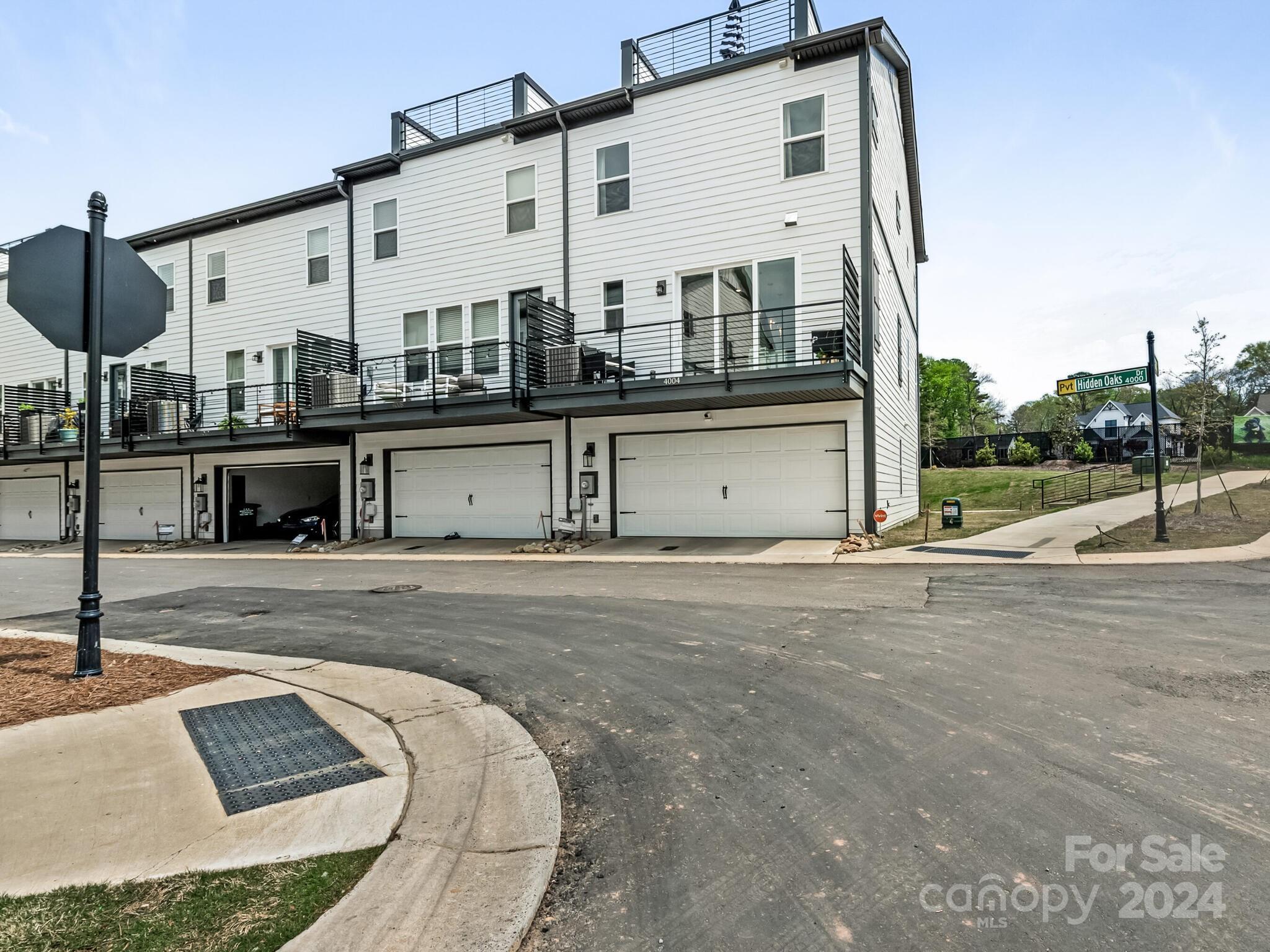 4004 Hidden Oaks Drive