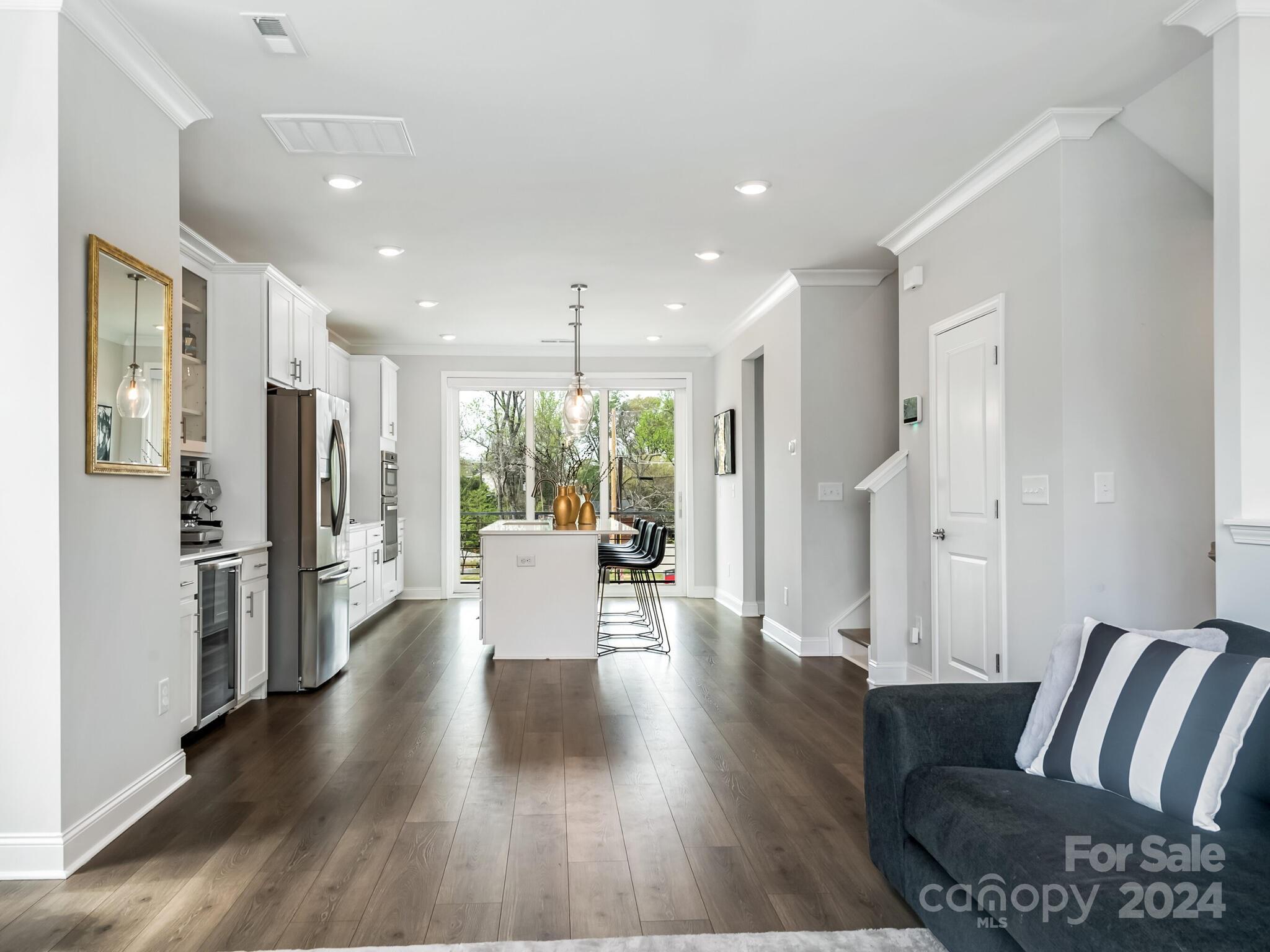 4004 Hidden Oaks Drive