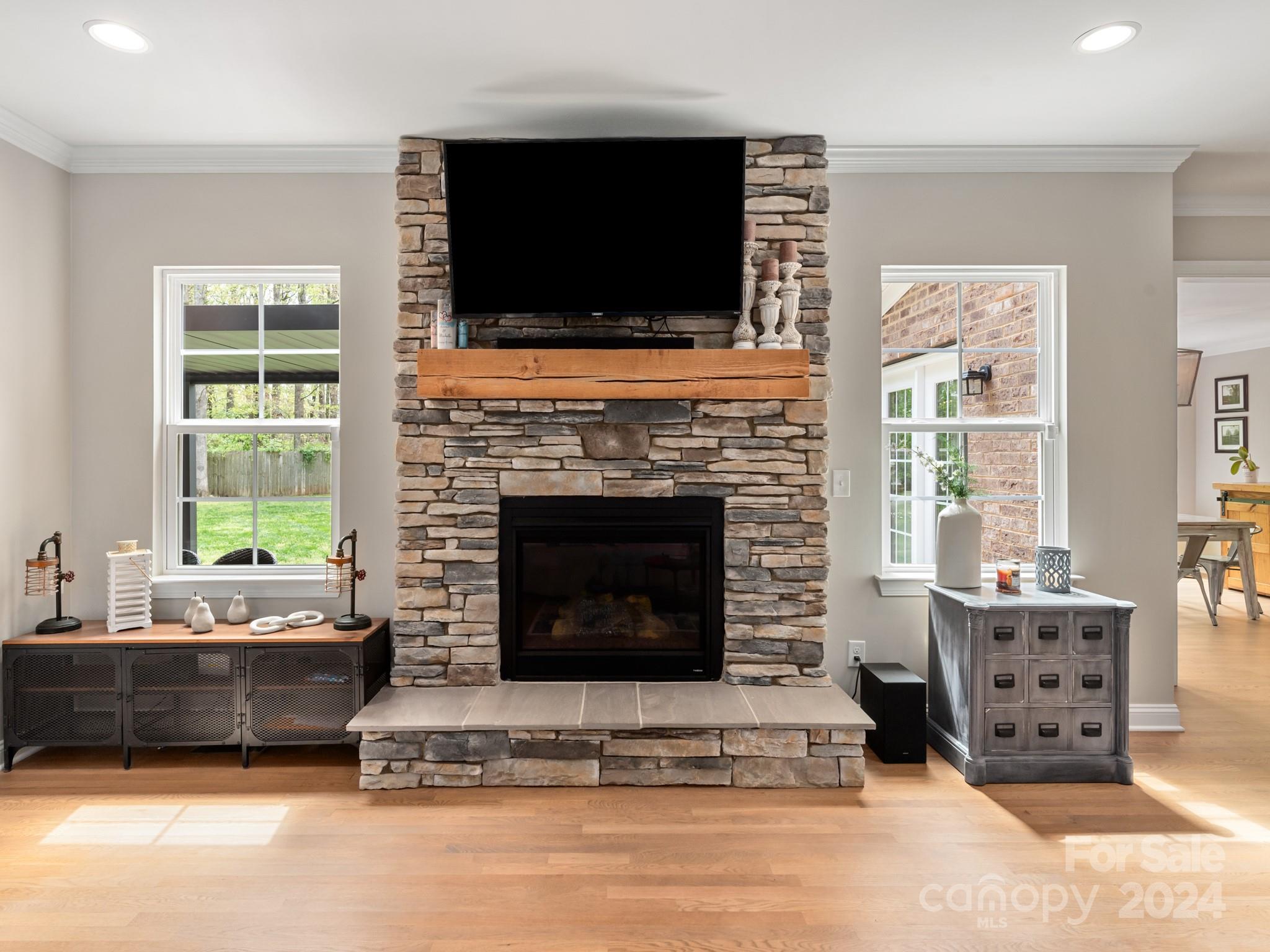 5112 Laurel Grove Lane