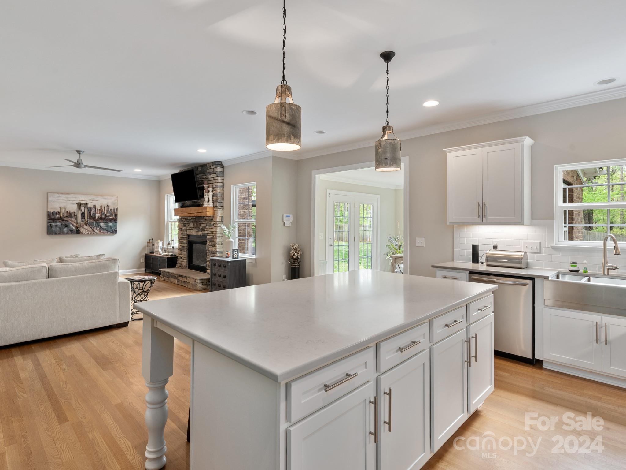 5112 Laurel Grove Lane
