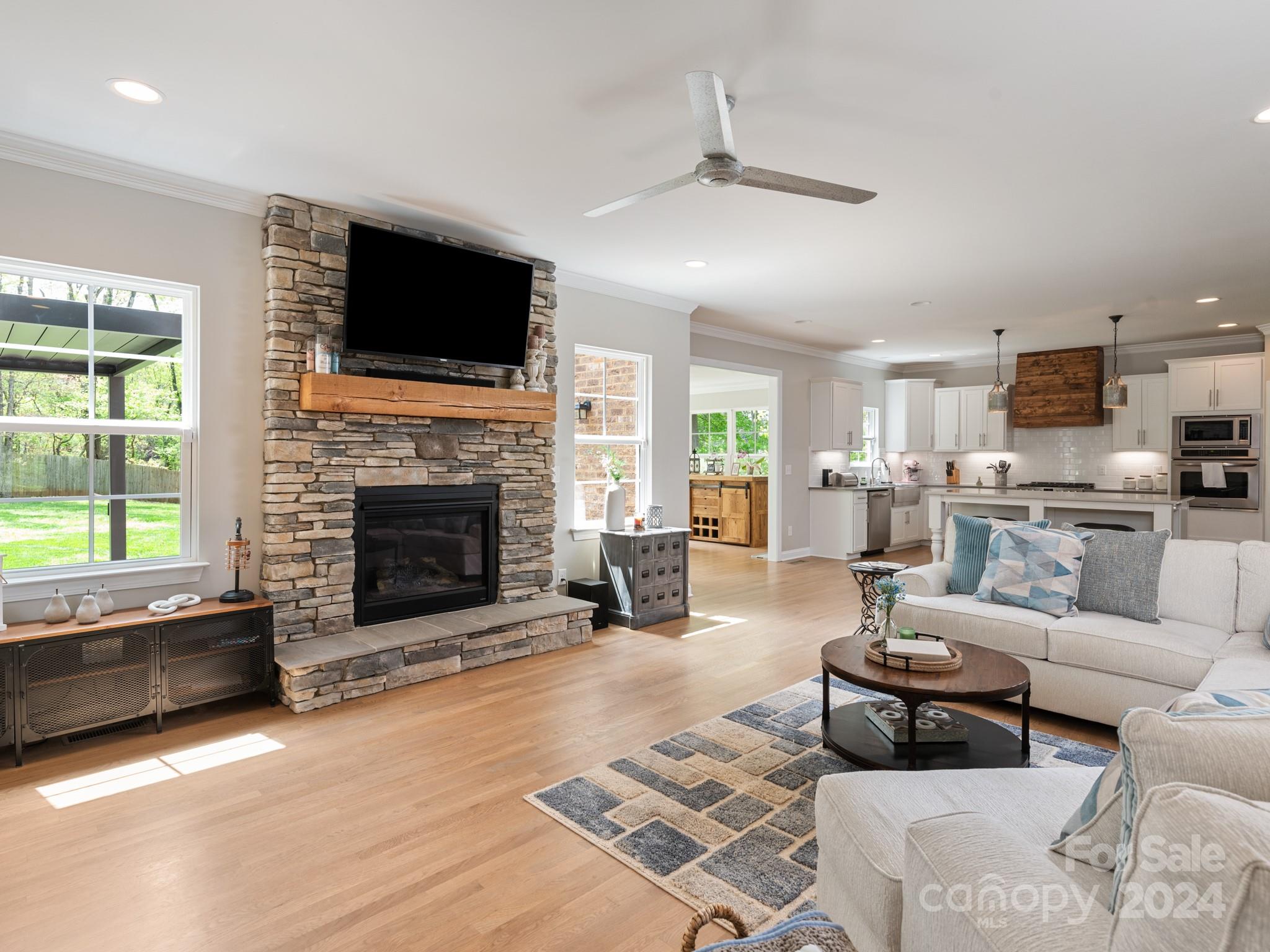 5112 Laurel Grove Lane