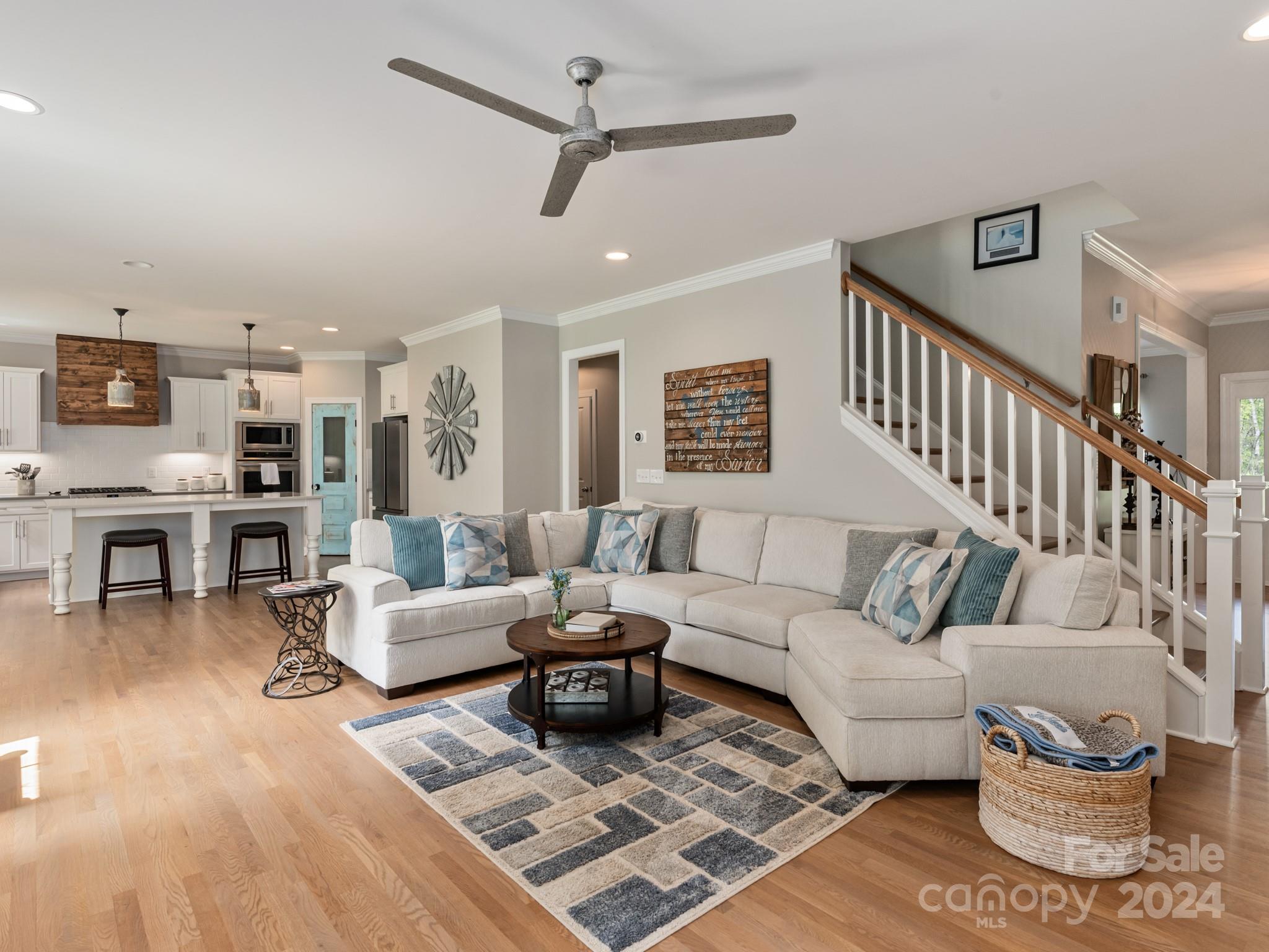 5112 Laurel Grove Lane
