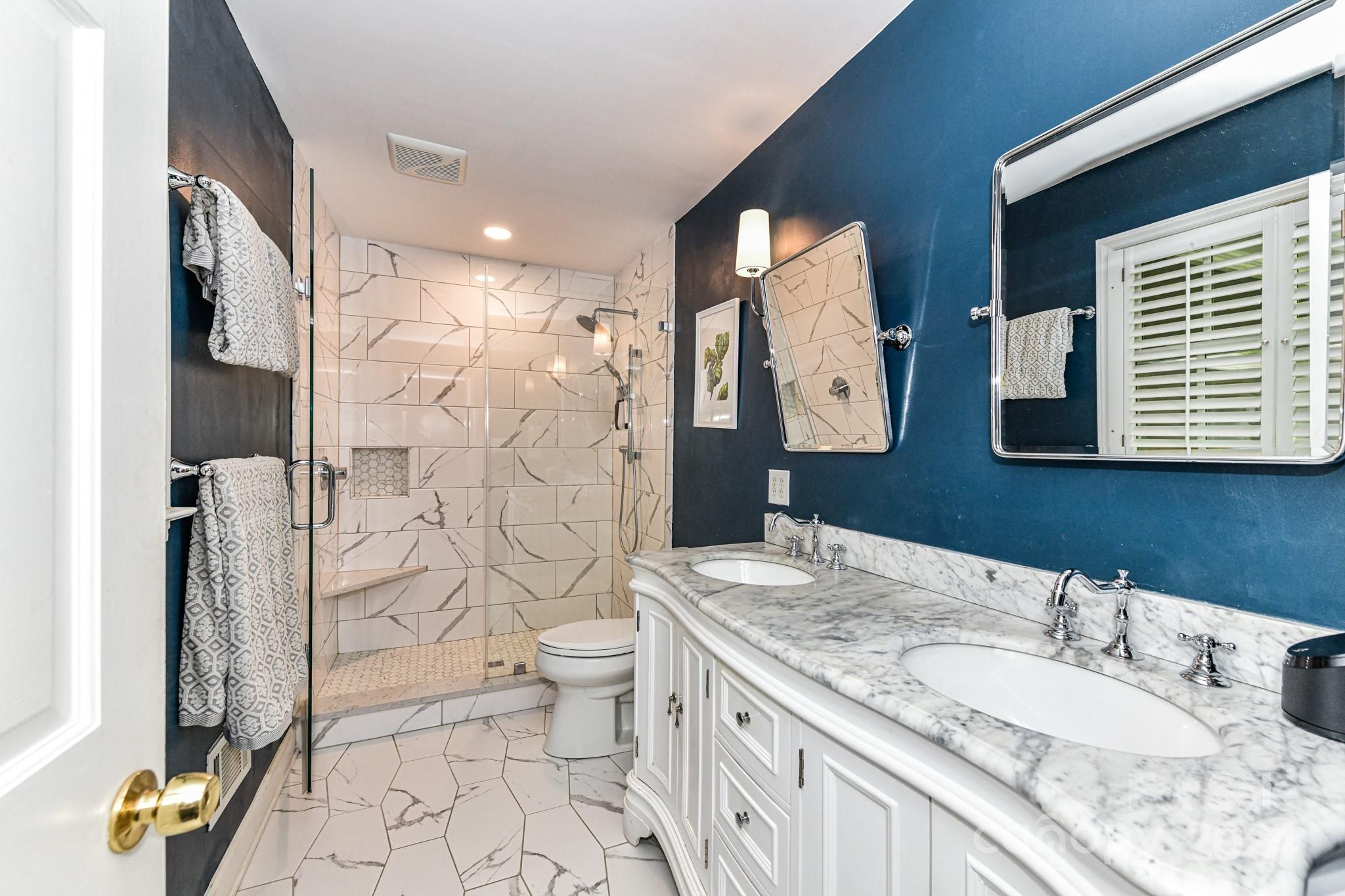 3026 Rustic Lane