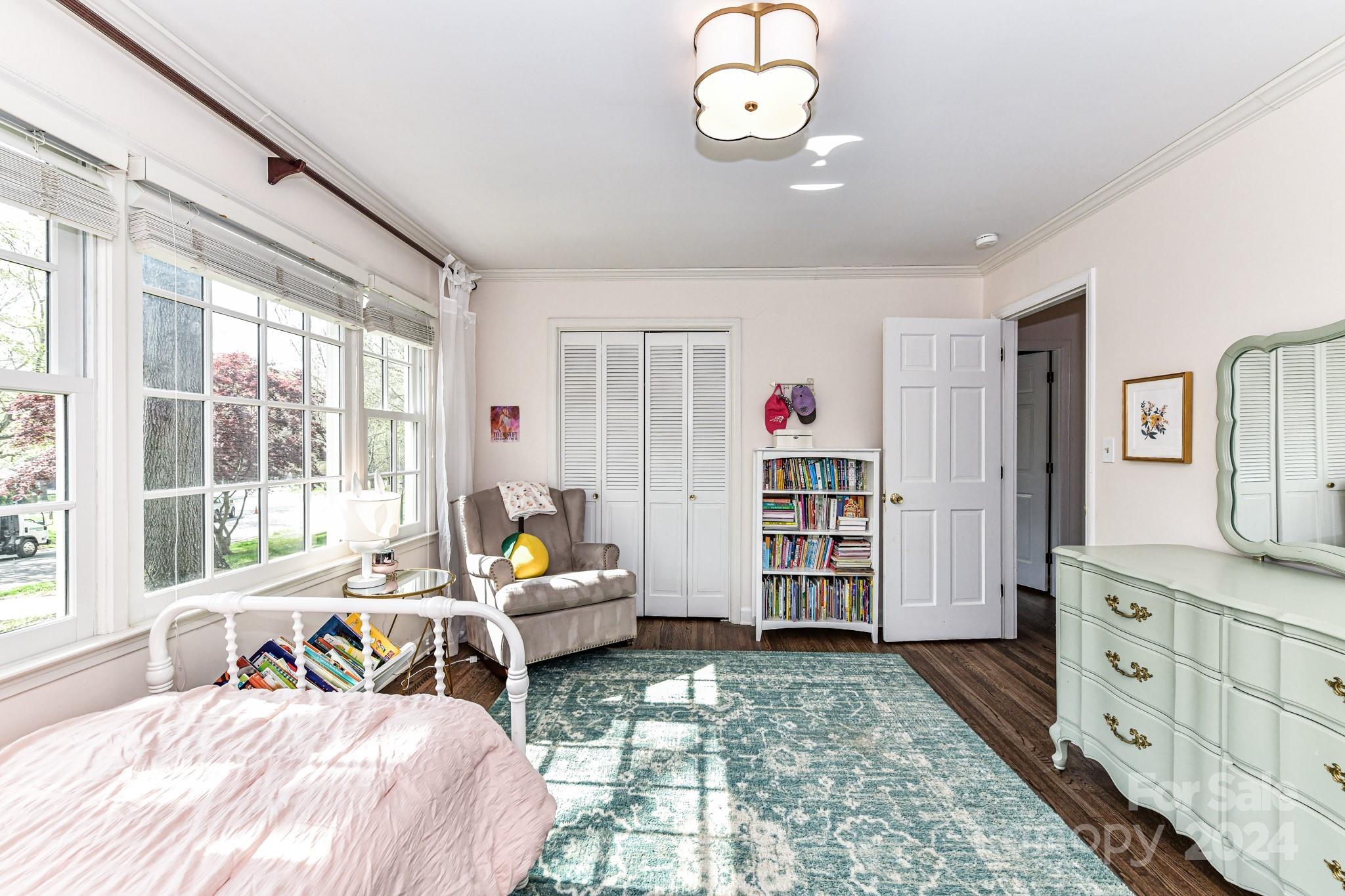 3026 Rustic Lane
