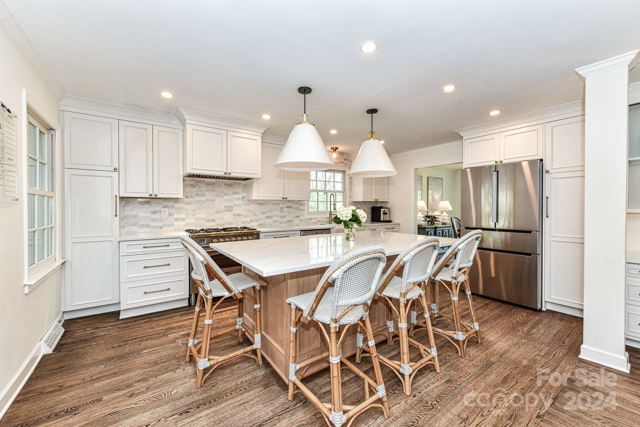 3026 Rustic Lane