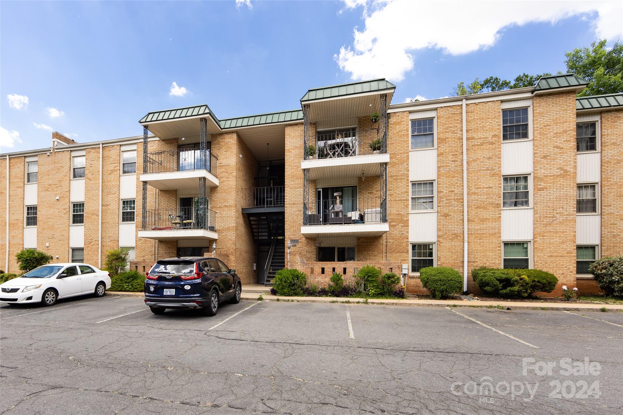 4739 Hedgemore Drive Unit: J