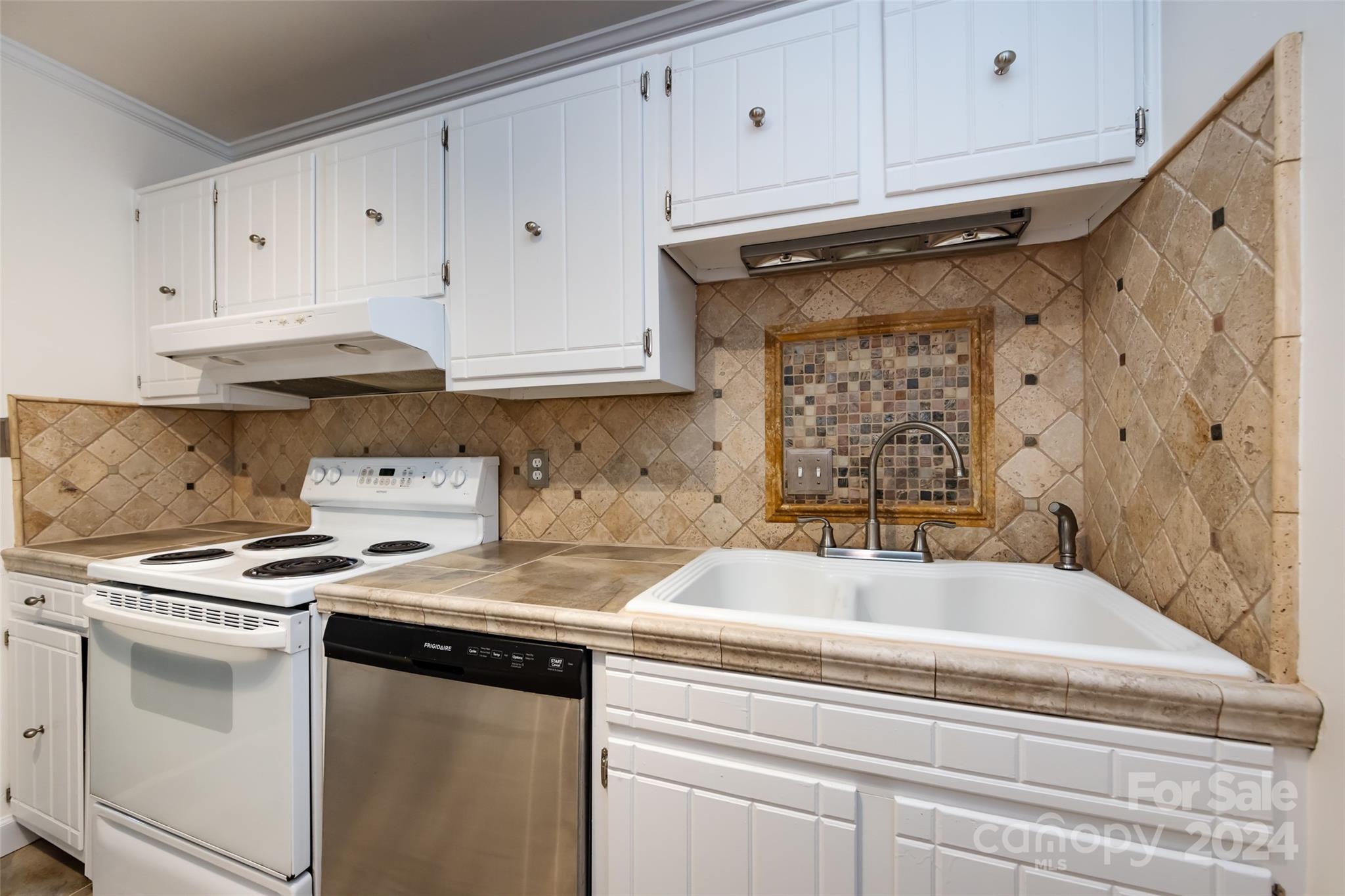 4739 Hedgemore Drive Unit: J