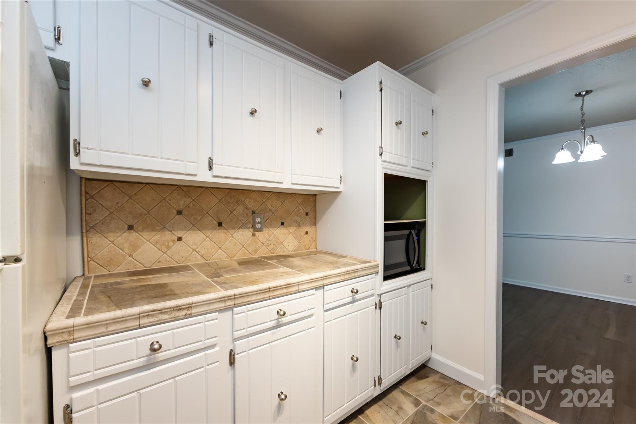 4739 Hedgemore Drive Unit: J