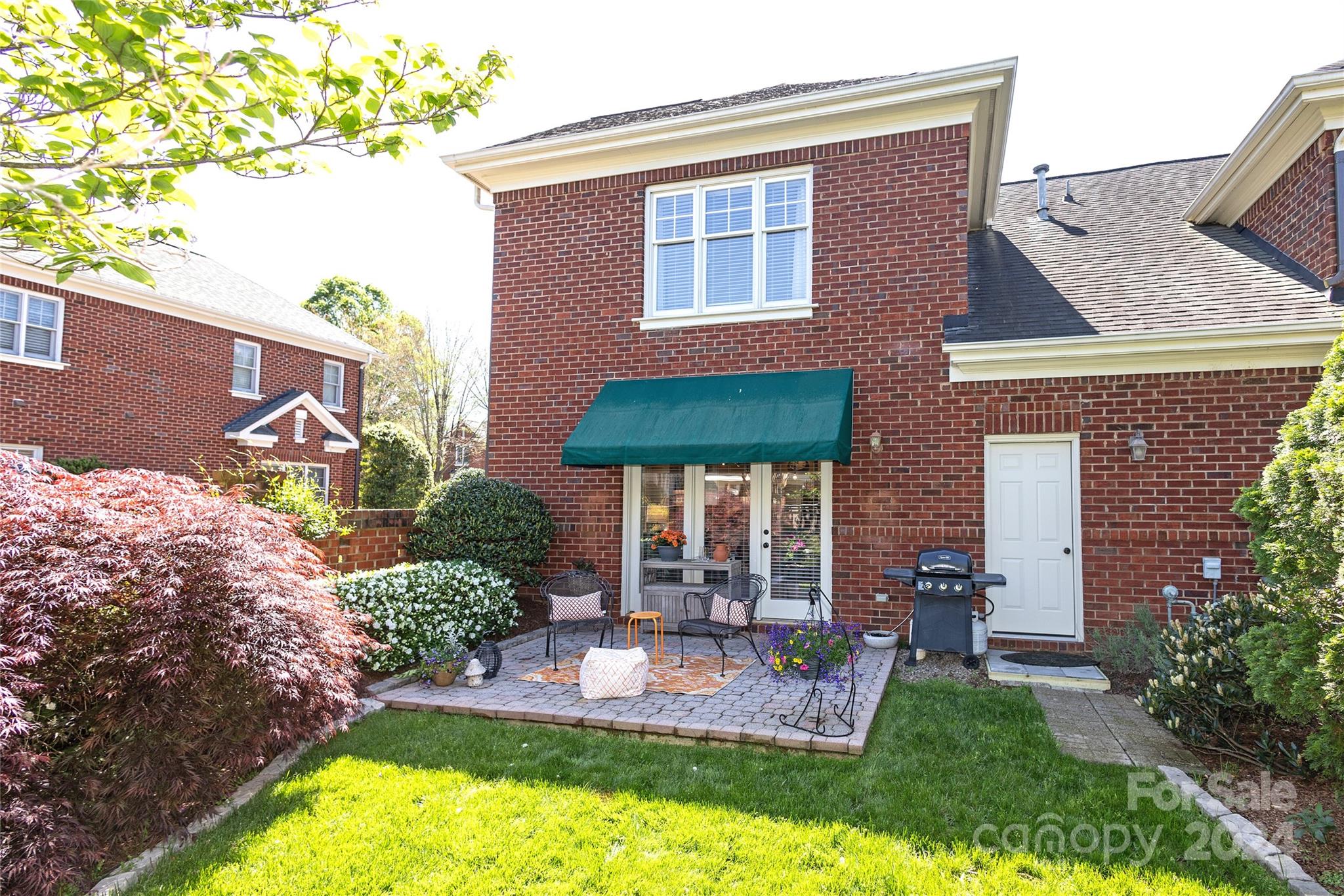 124 Sloane Square Way