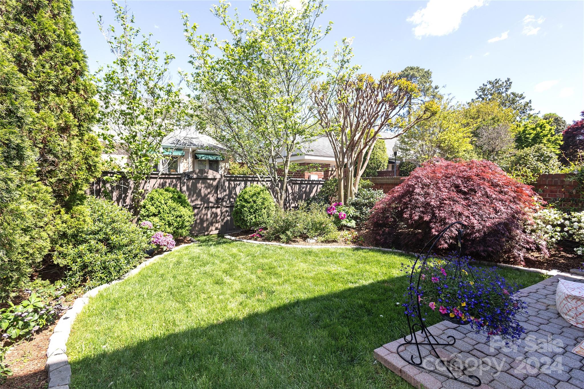 124 Sloane Square Way