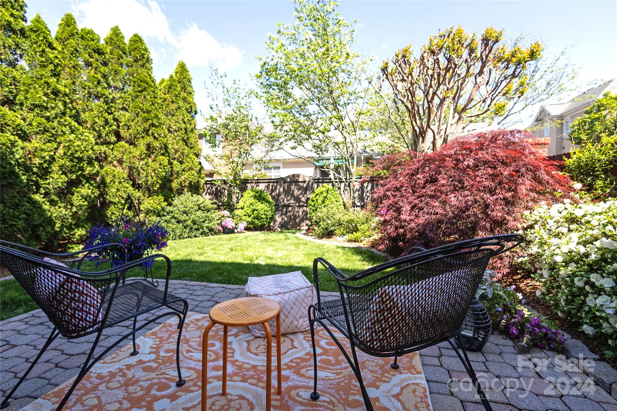 124 Sloane Square Way