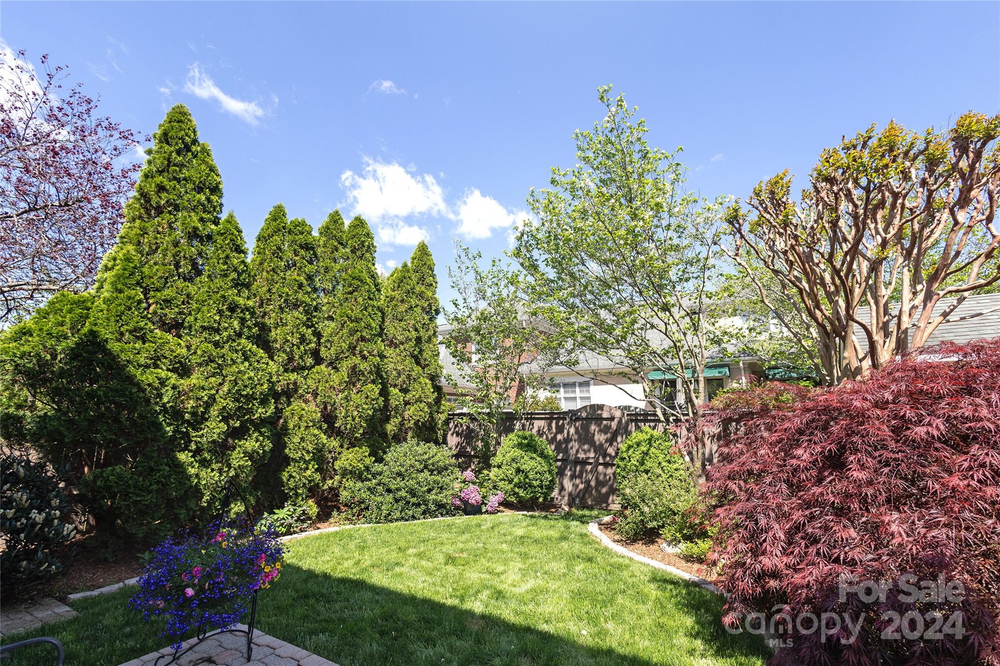 124 Sloane Square Way