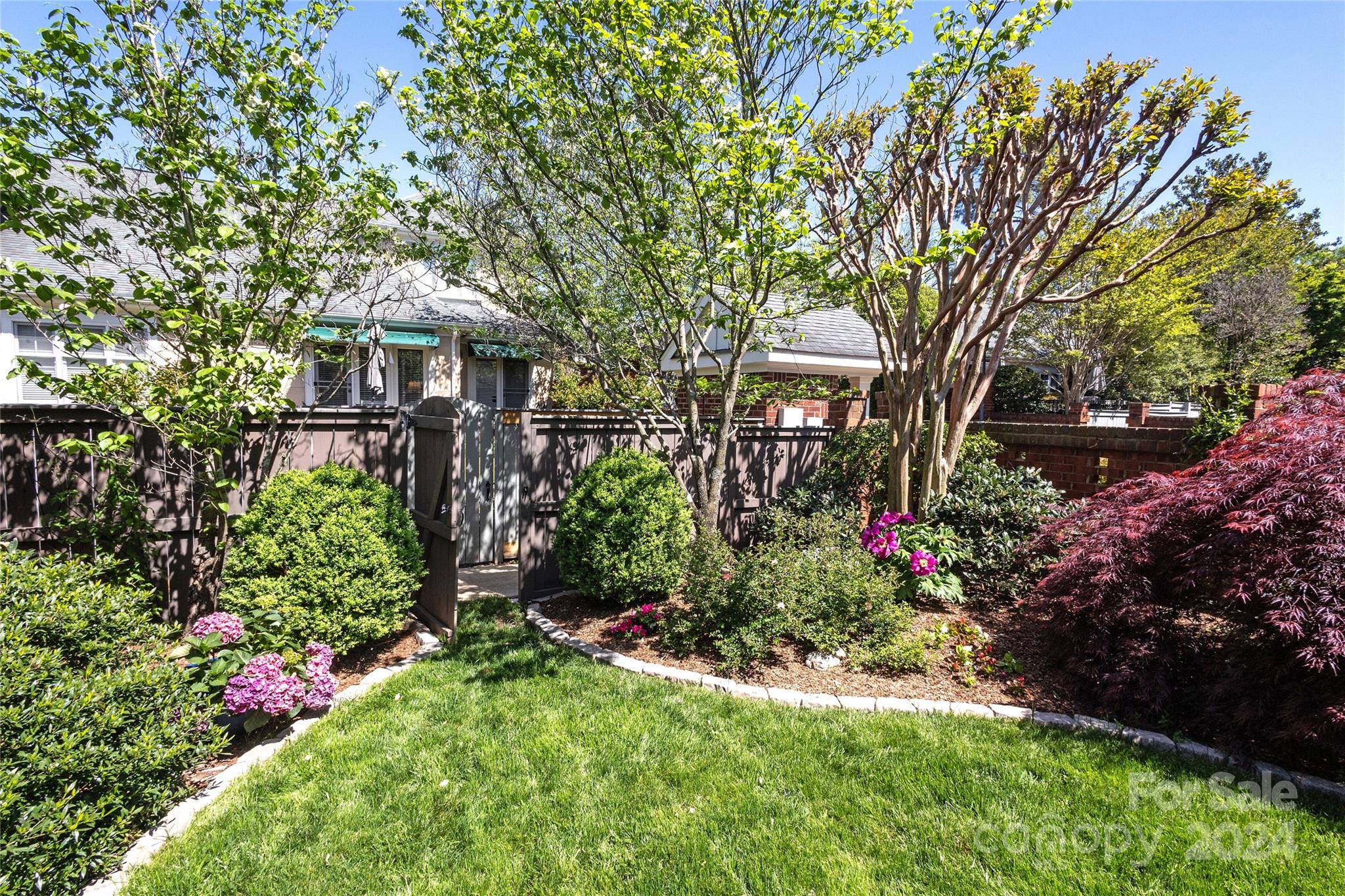 124 Sloane Square Way