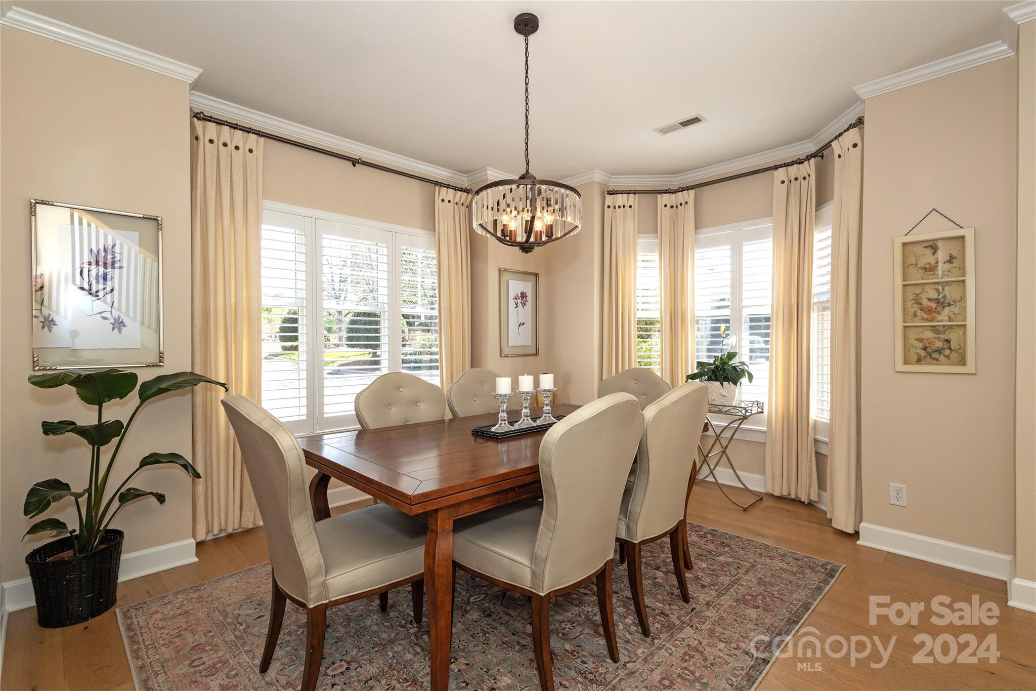 124 Sloane Square Way