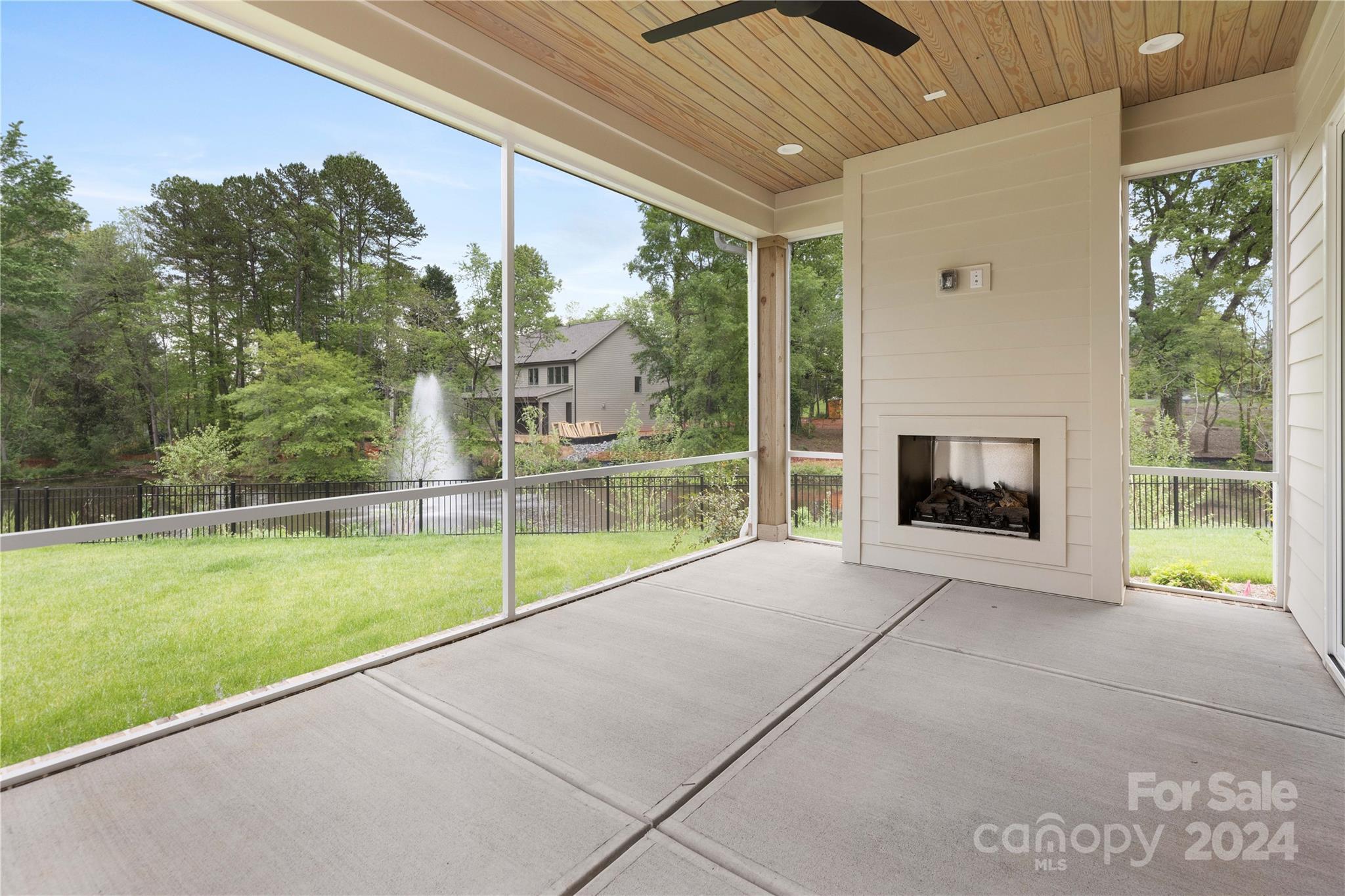 836 Sardis Lane
