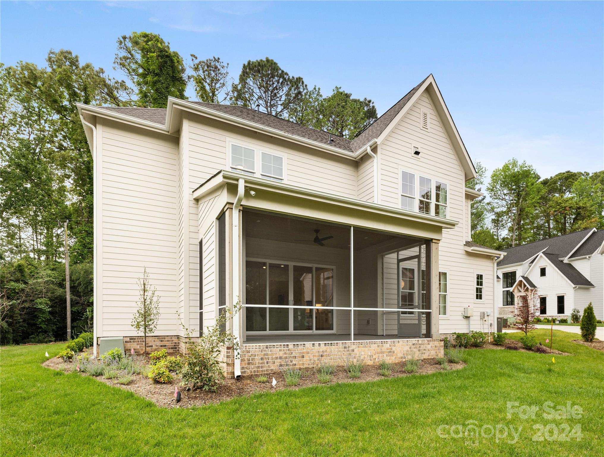 836 Sardis Lane