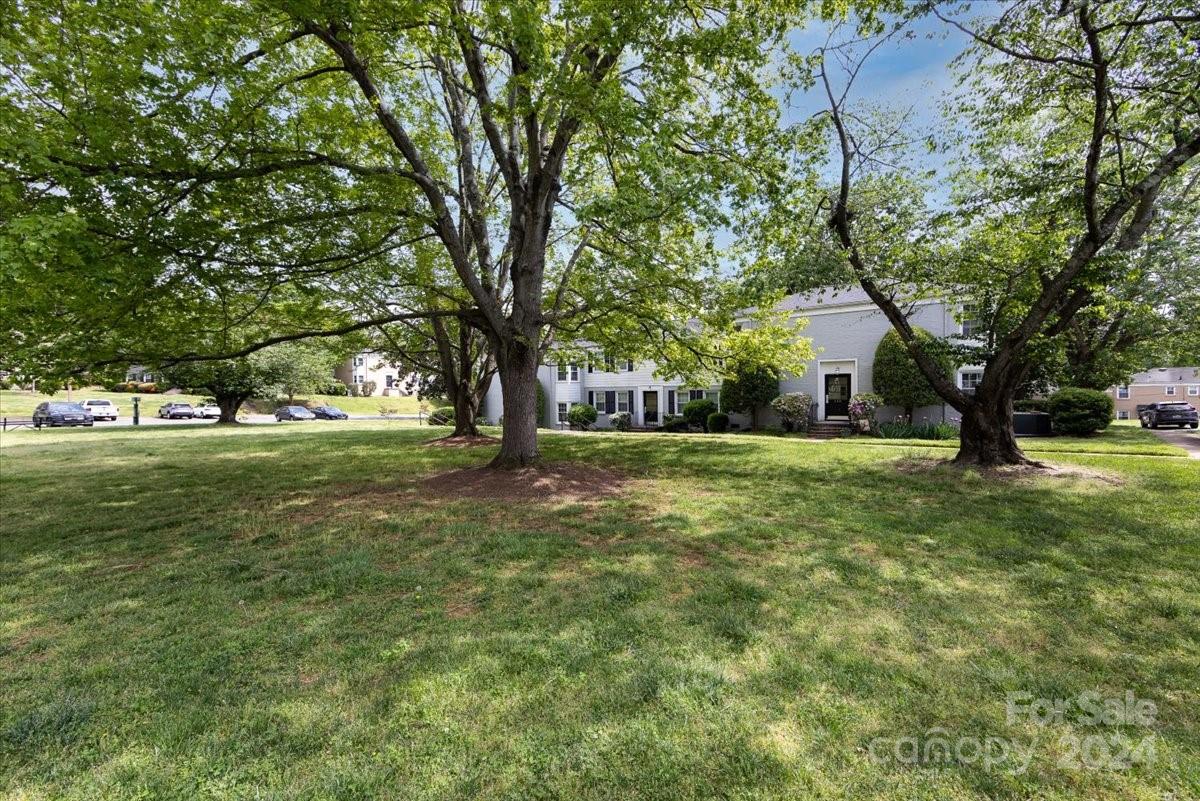 548 Wakefield Drive Unit: A