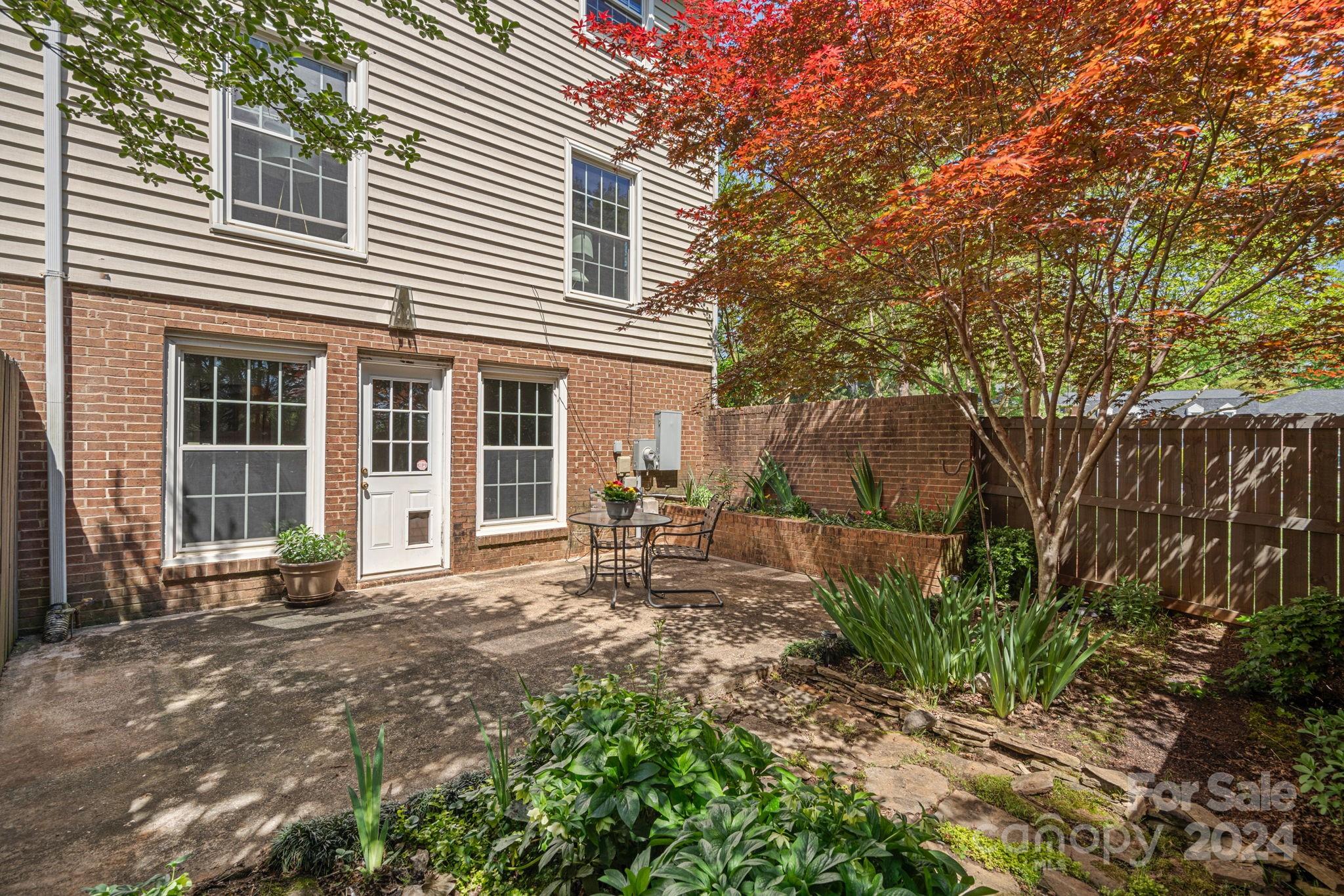 8350 Knights Bridge Road