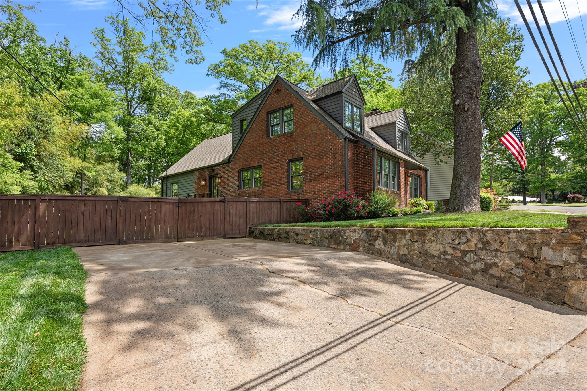2115 Wilmore Drive