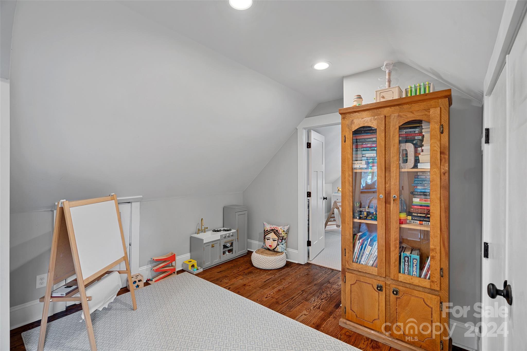 2115 Wilmore Drive