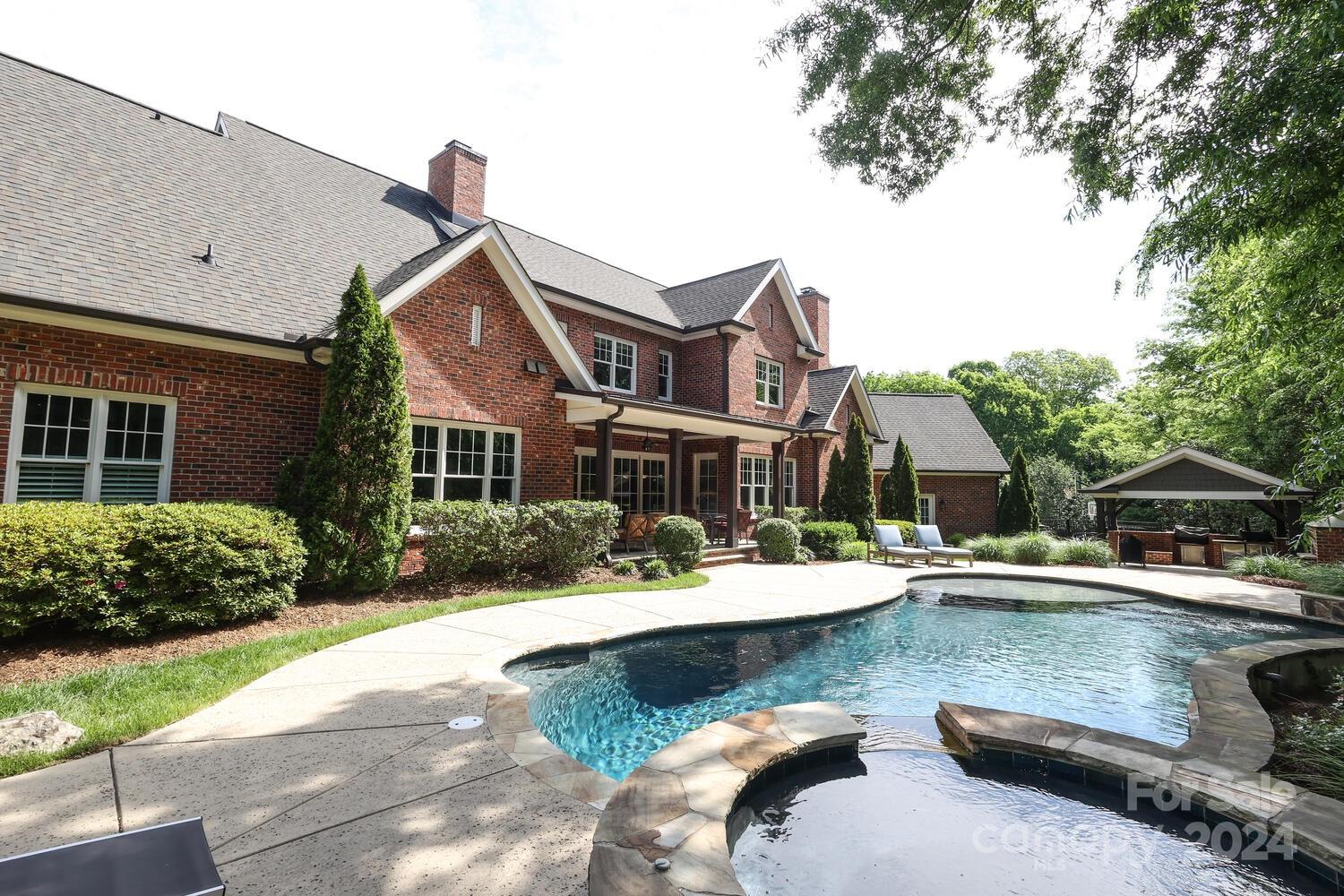 6531 Sharon Hills Road
