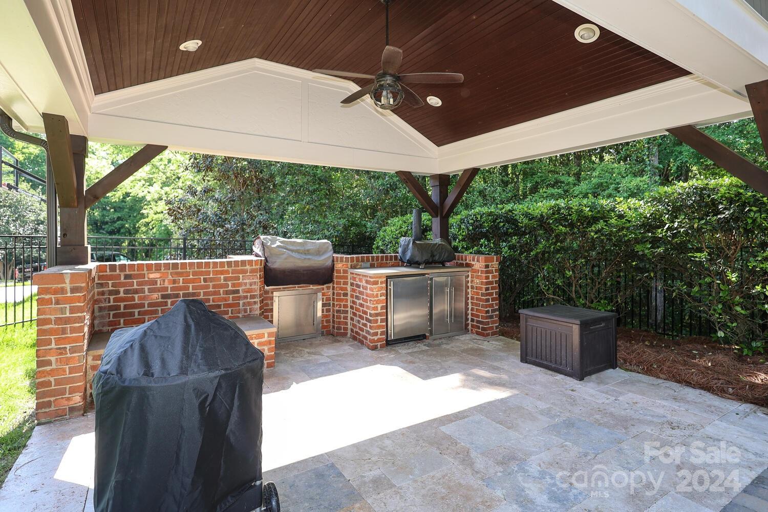 6531 Sharon Hills Road