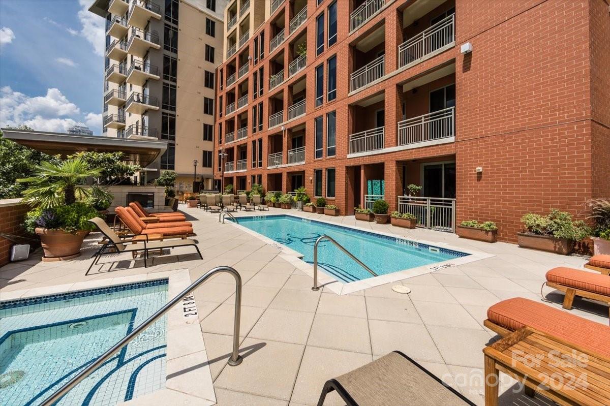 701 Royal Court