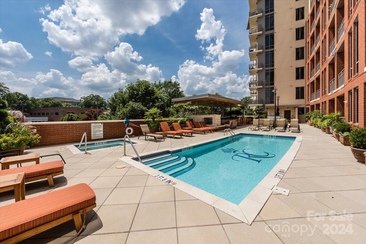 701 Royal Court