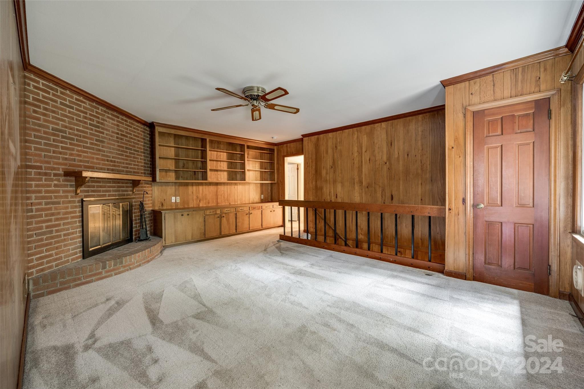 5124 Lansing Drive