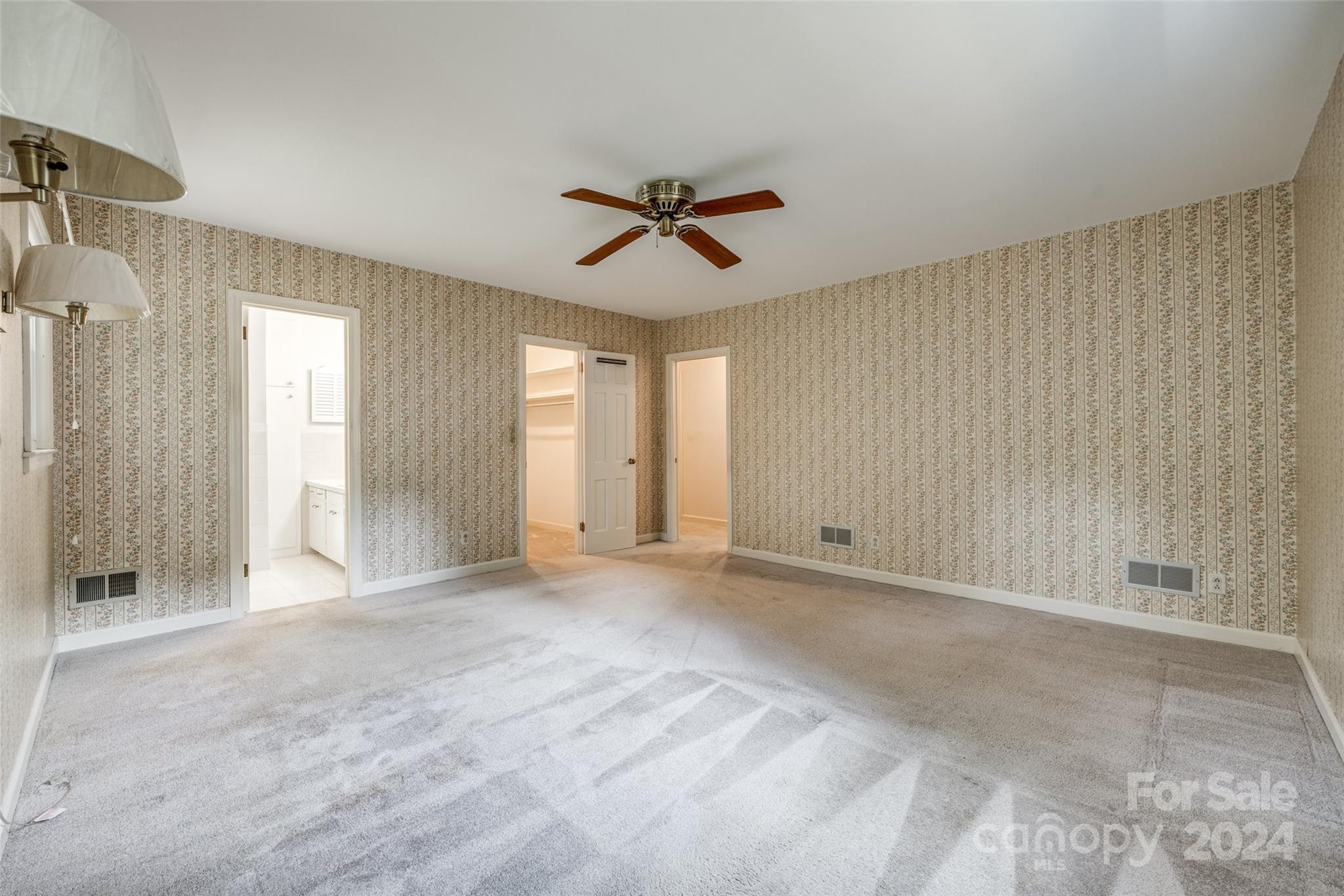 5124 Lansing Drive