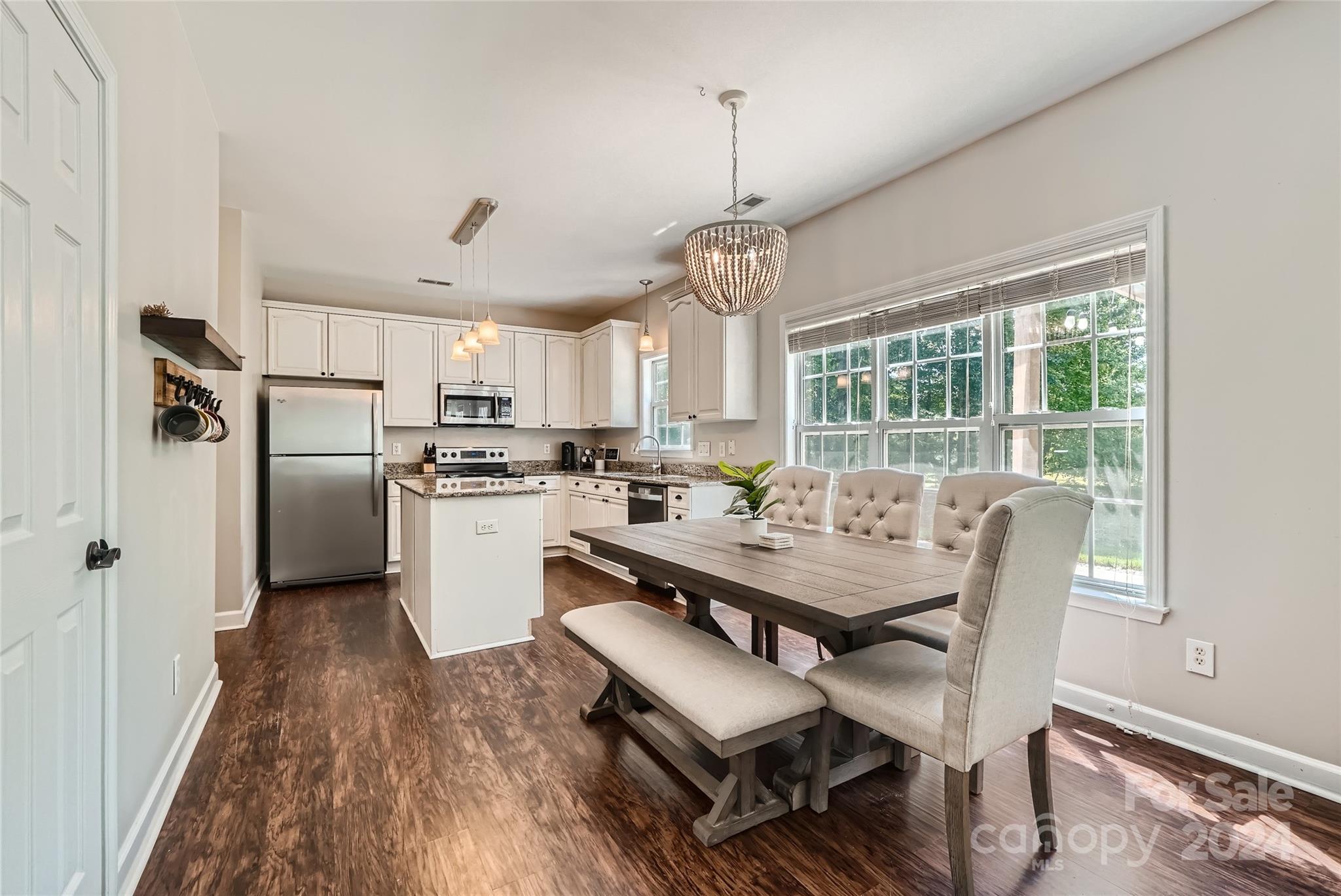 1414 Moonstone Drive