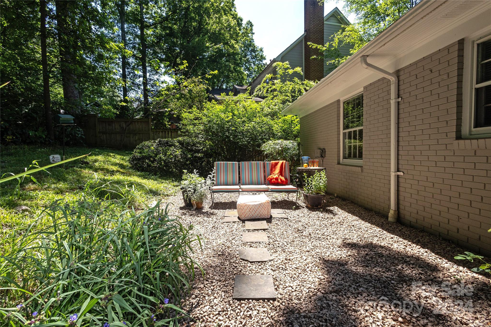 1124 Tuxedo Court