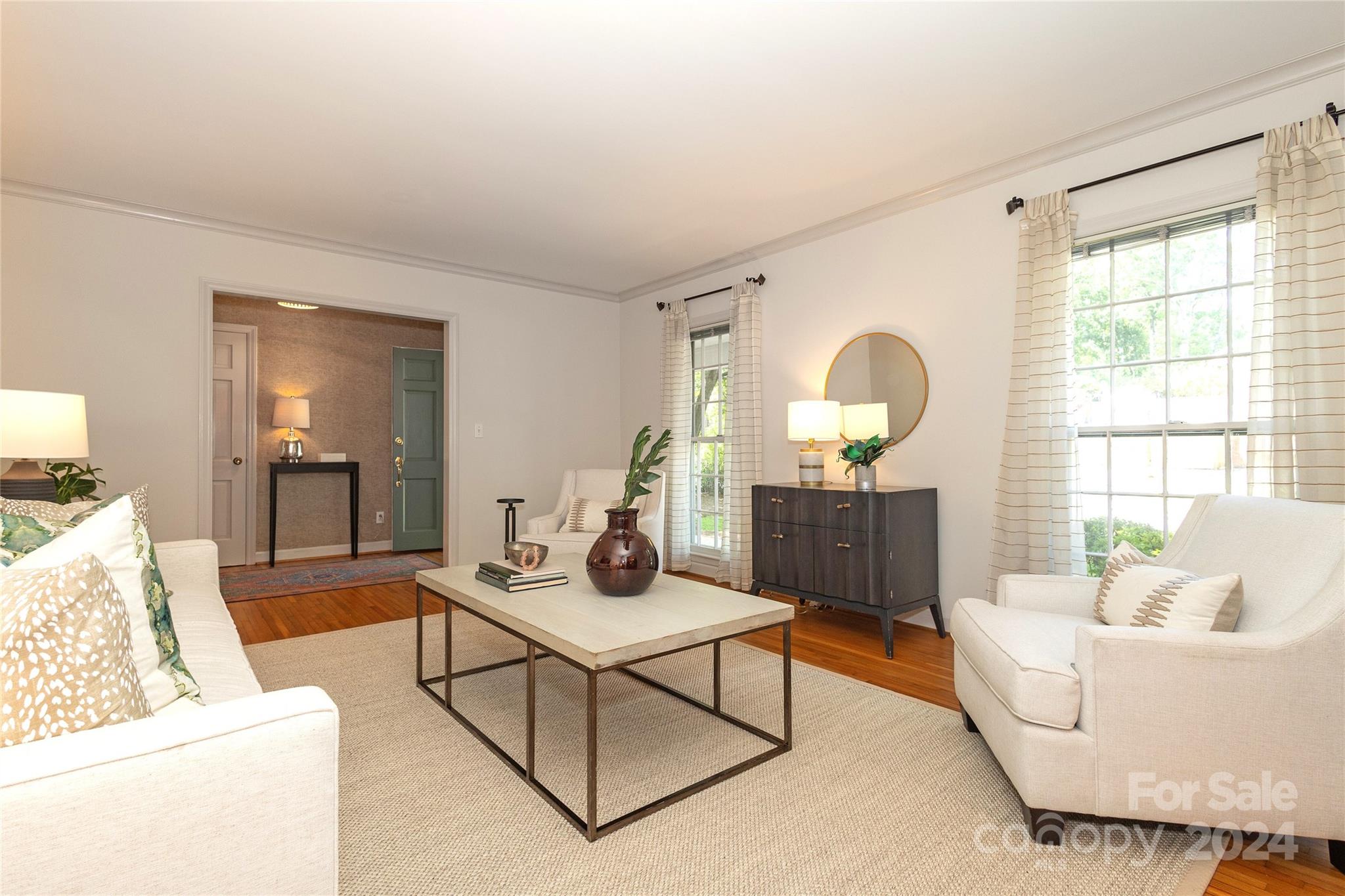 1124 Tuxedo Court