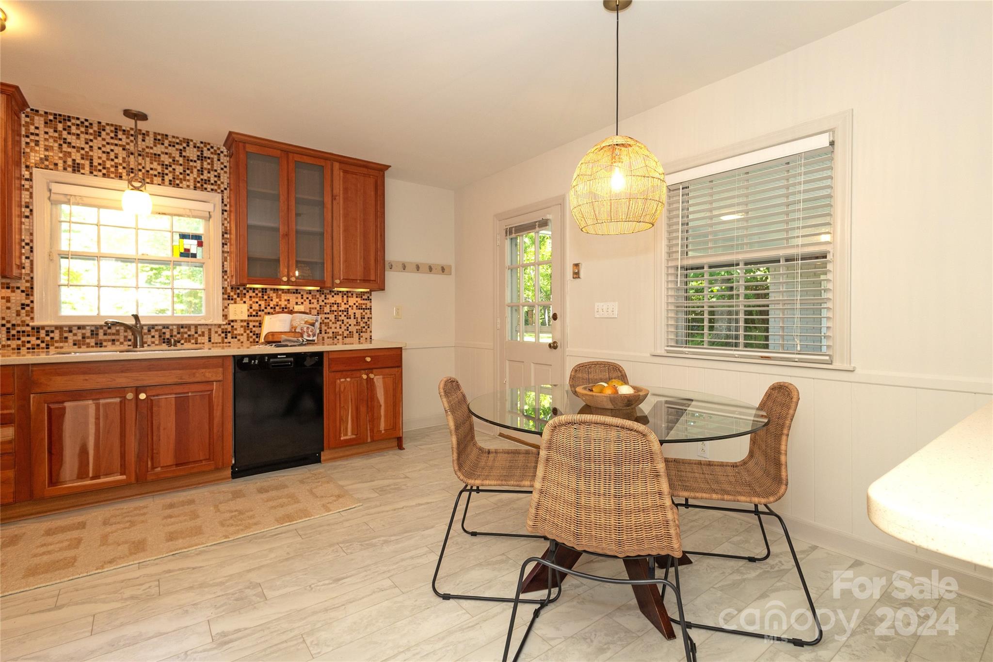 1124 Tuxedo Court