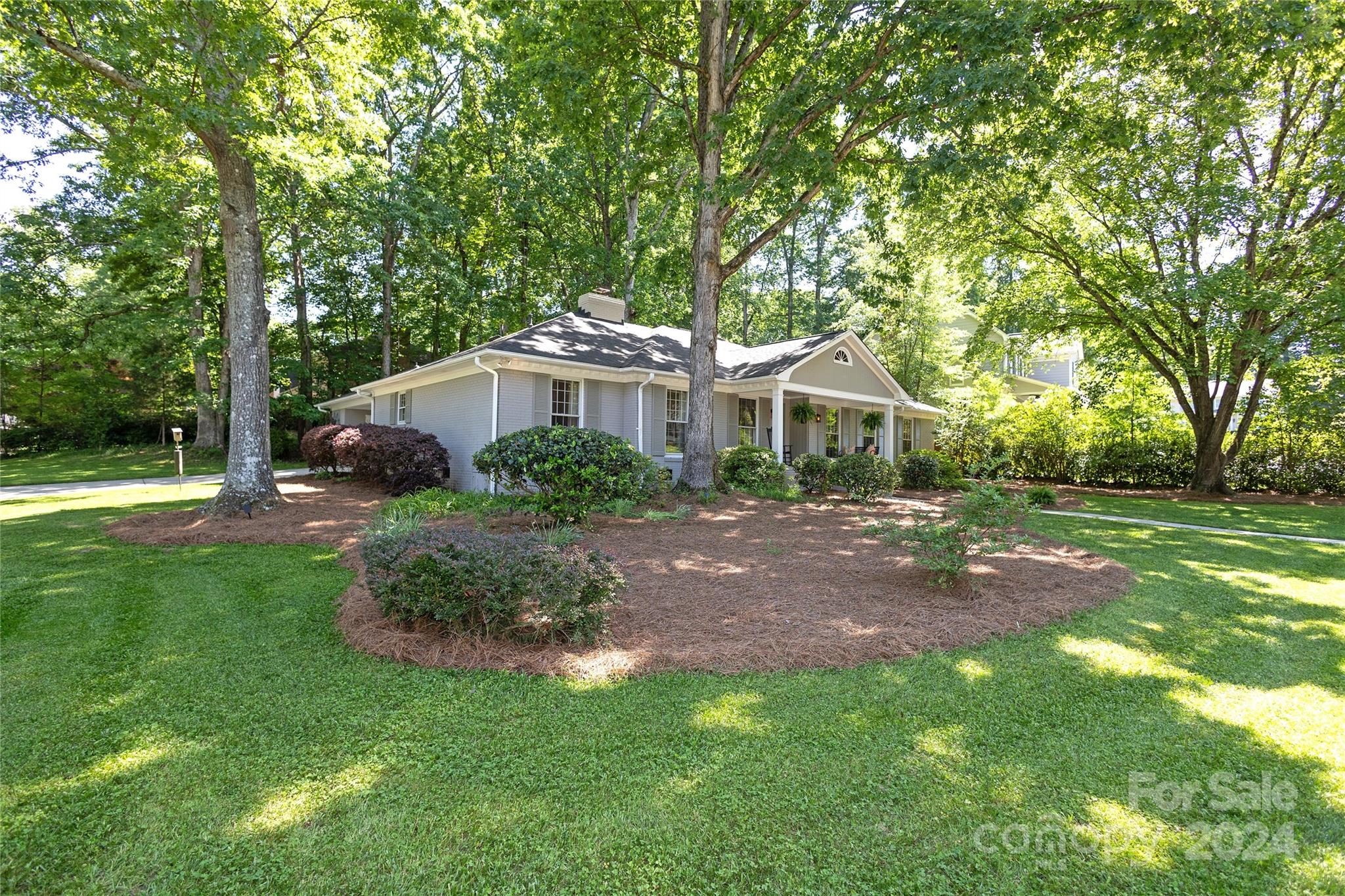 1124 Tuxedo Court