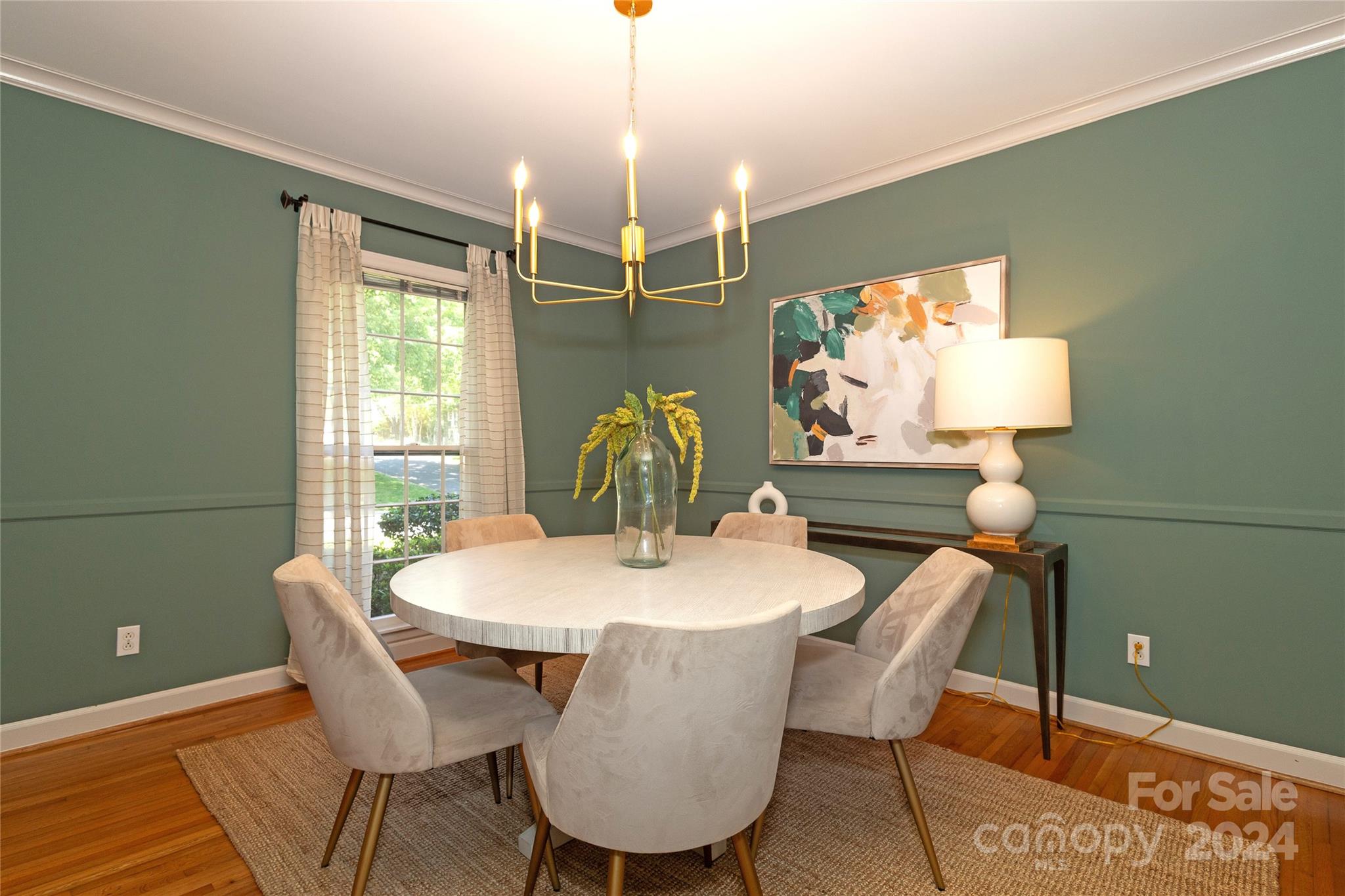 1124 Tuxedo Court